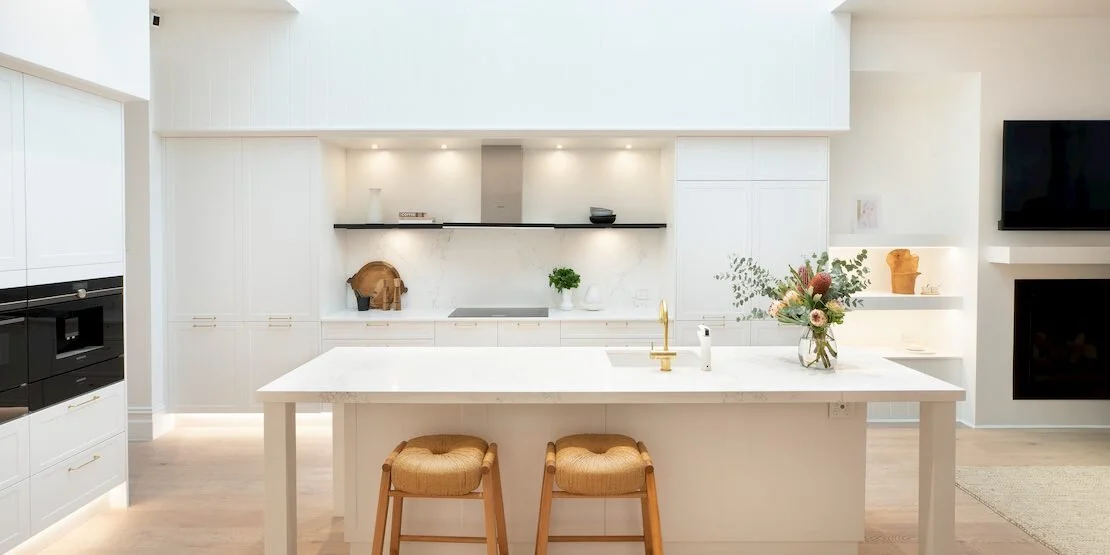 10 WAYS TO MAKE A STATEMENT WITH YOUR KITCHEN ISLAND