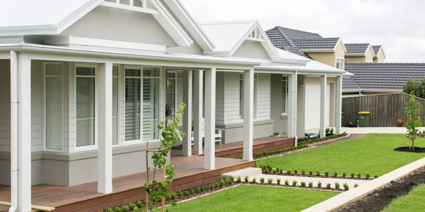 CREATING A HAMPTONS STYLE EXTERIOR