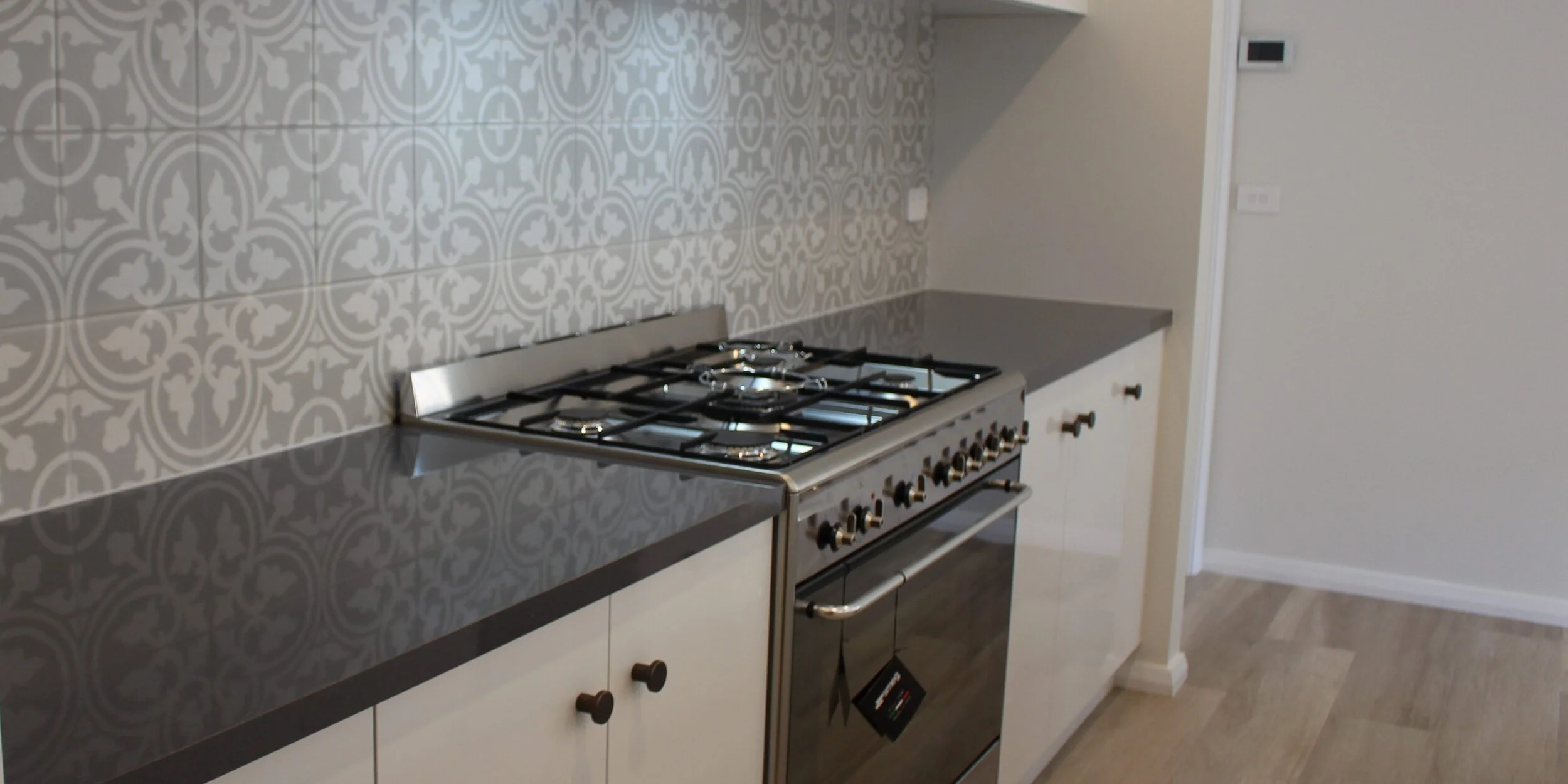 WHICH COOKTOP SHOULD I CHOOSE?