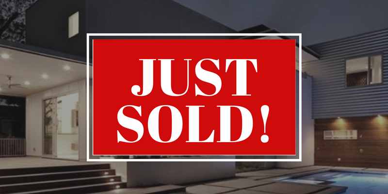 GIVE YOURSELF THE SELLERS ADVANTAGE IN THE NEW YEAR.