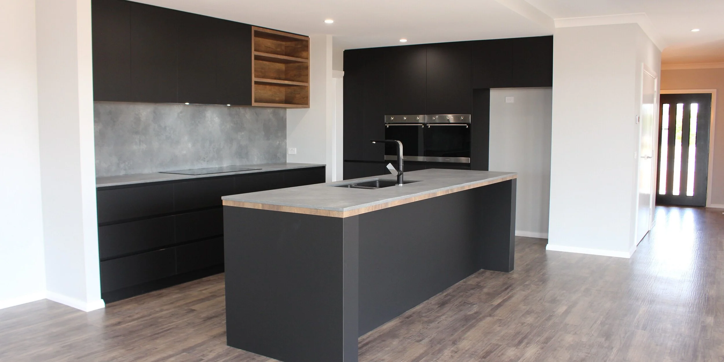 10 DOS &amp; DON’TS OF DESIGNING A KITCHEN ISLAND