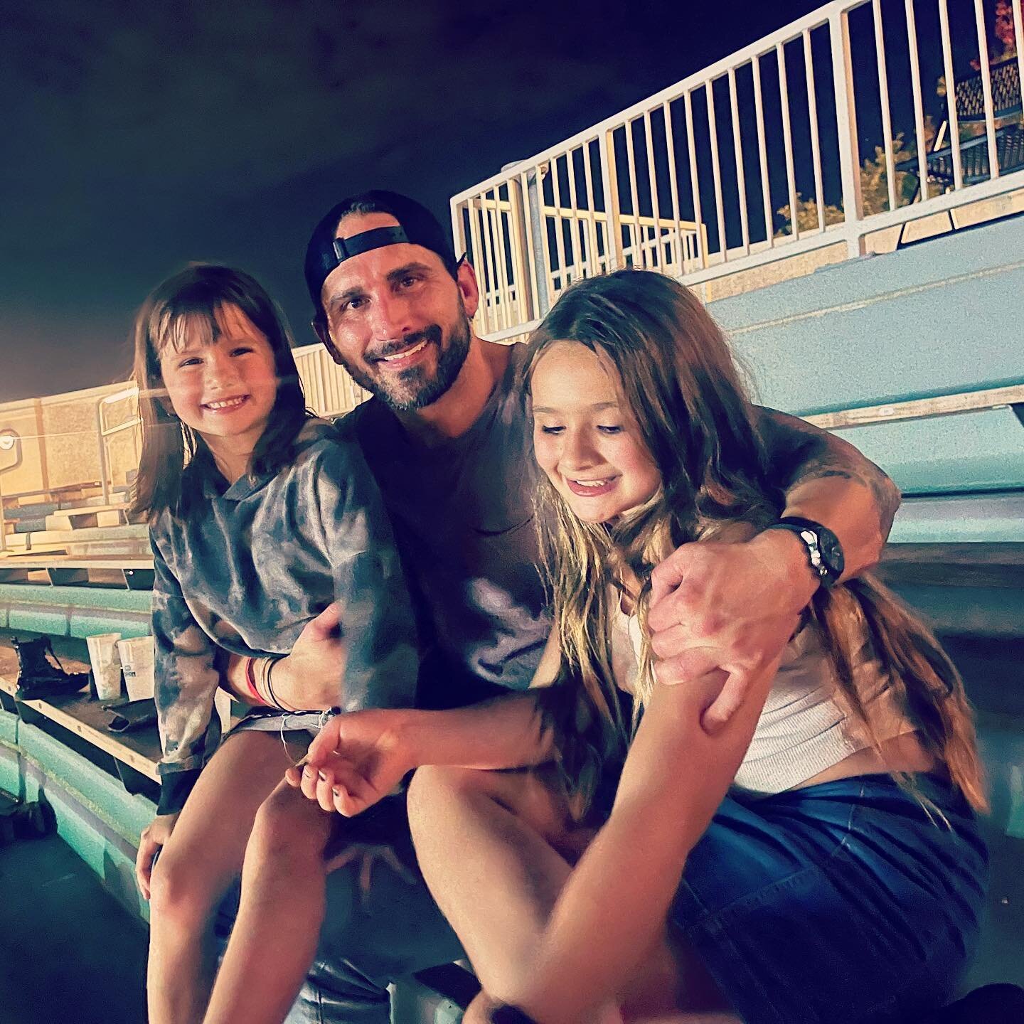 The best couple of concert dates a guy could ever ask for! We broke it down like an alka seltzer tablet and had a blast! Love them both sooooo much! ❤️ #phoebeharper #niajamesc #mymorningjacket #dadlife