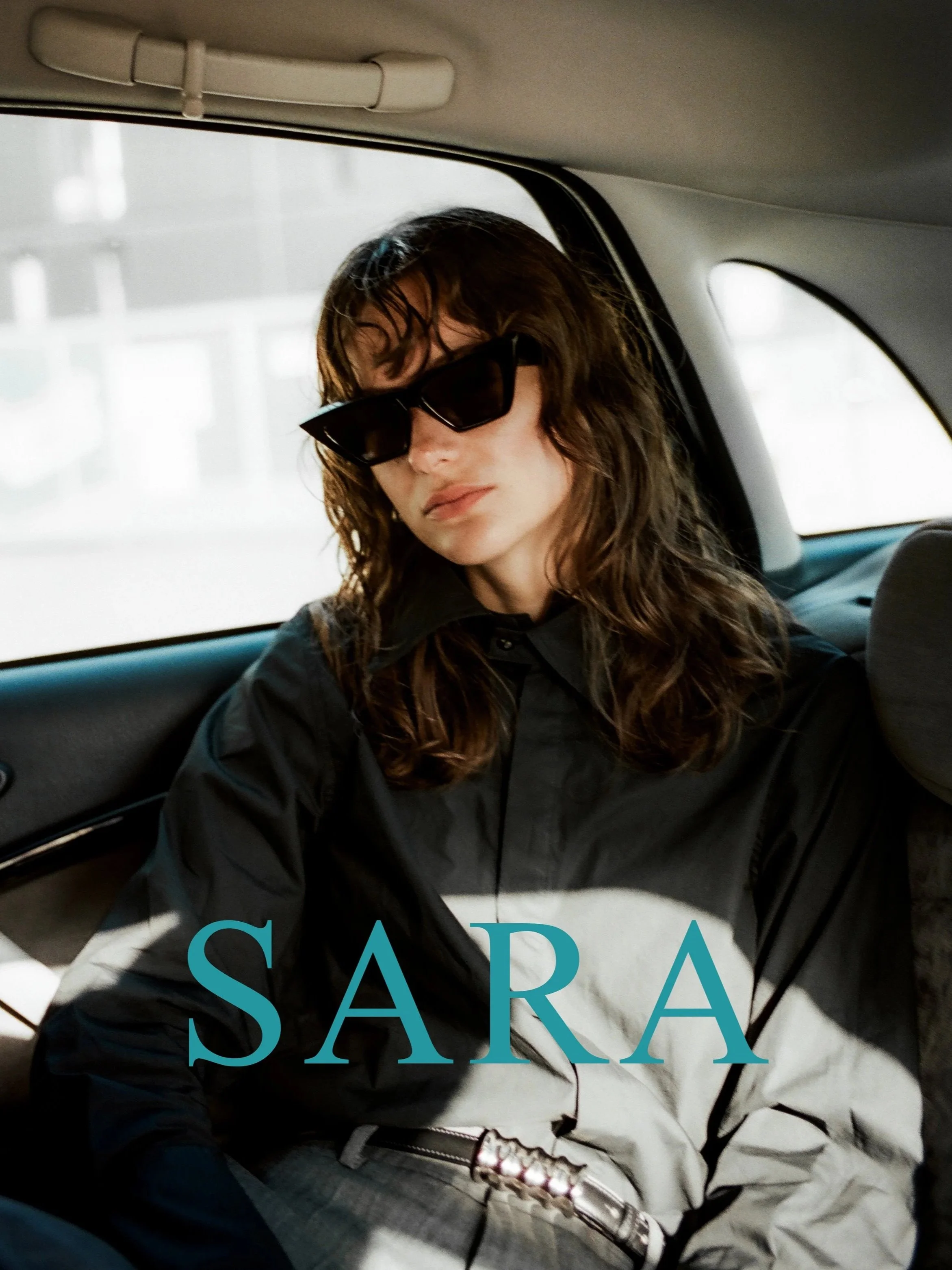Ramona_Deckers_Sara_car.jpg