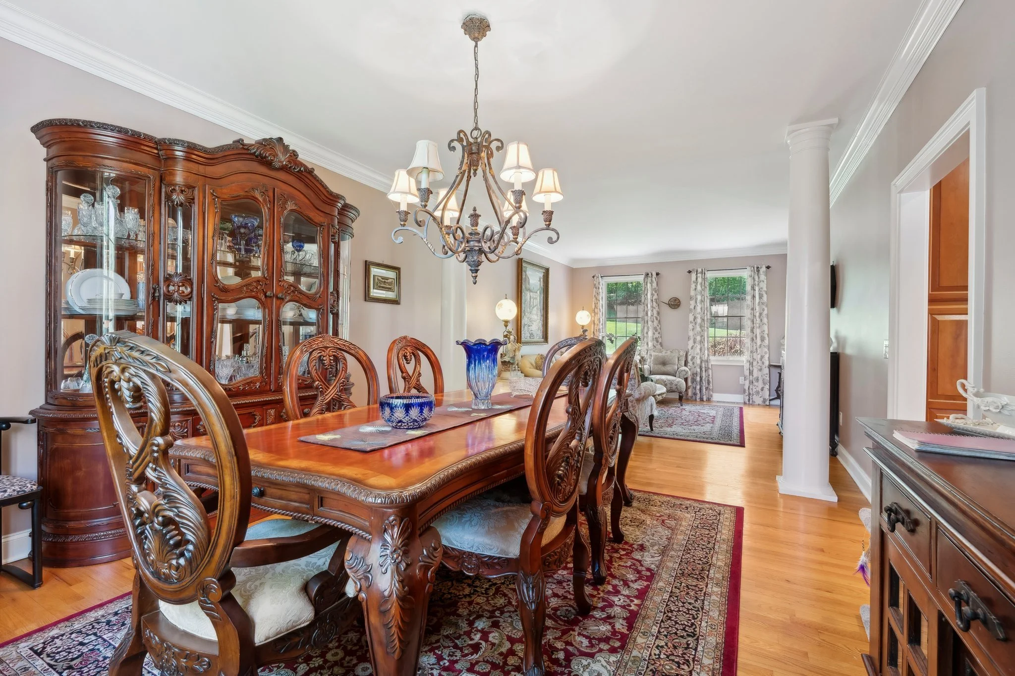 17-web-or-mls-Logans Way-1305-017.jpg