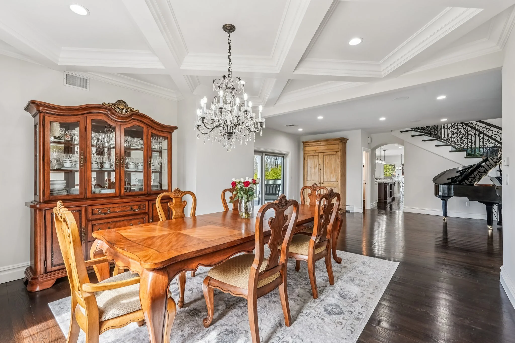 38-web-or-mls-Maple Ave-S1903-038.jpg