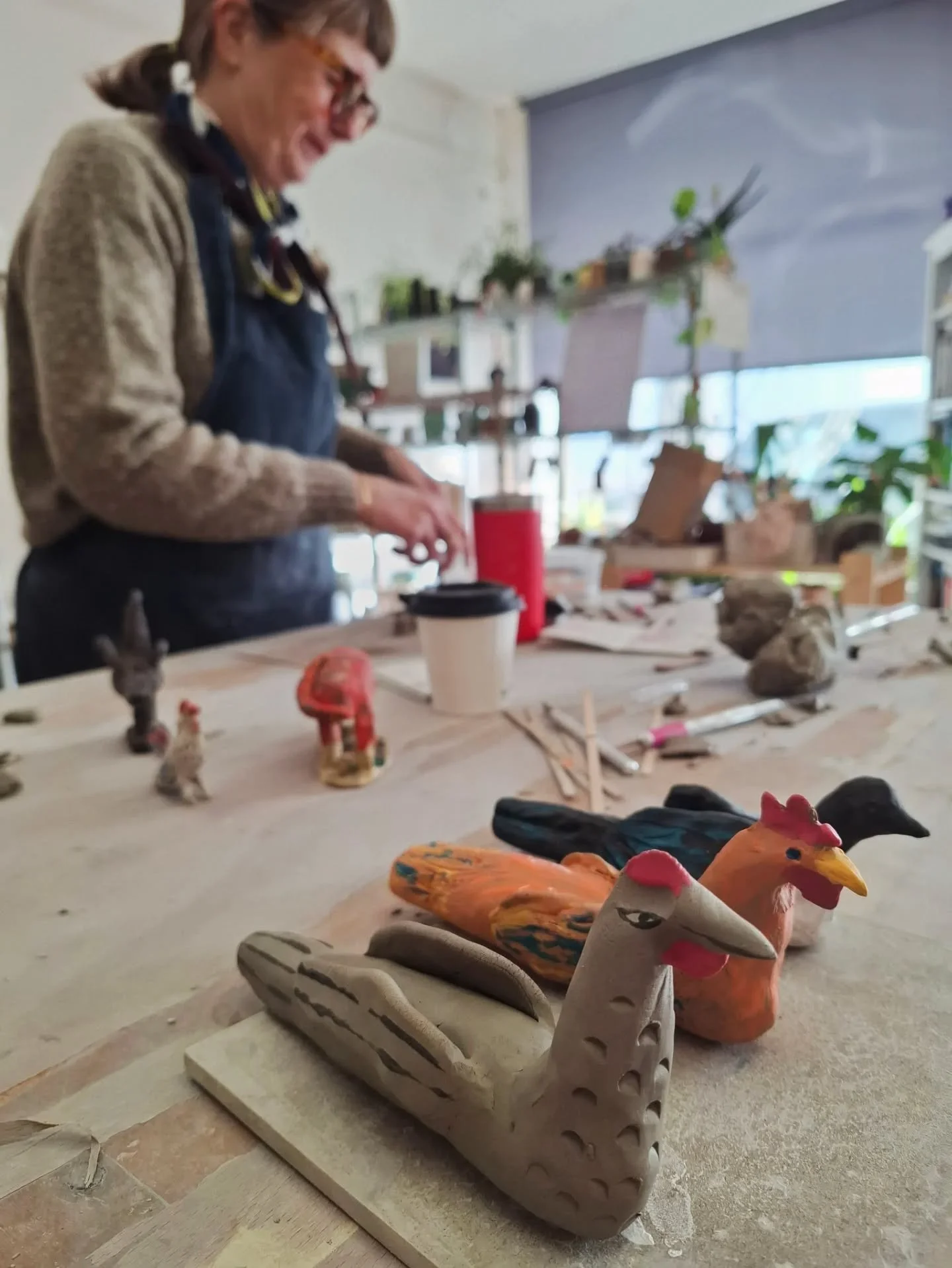 Great workshop with Emma Carlow @emmacarlow, making ceramic bird whistles.
It was so wonderful to see the creative birds come to life and was harder than we thought to get it to whistle. 

#stleonardsceramics #ceramics #ceramicart #potterclasses