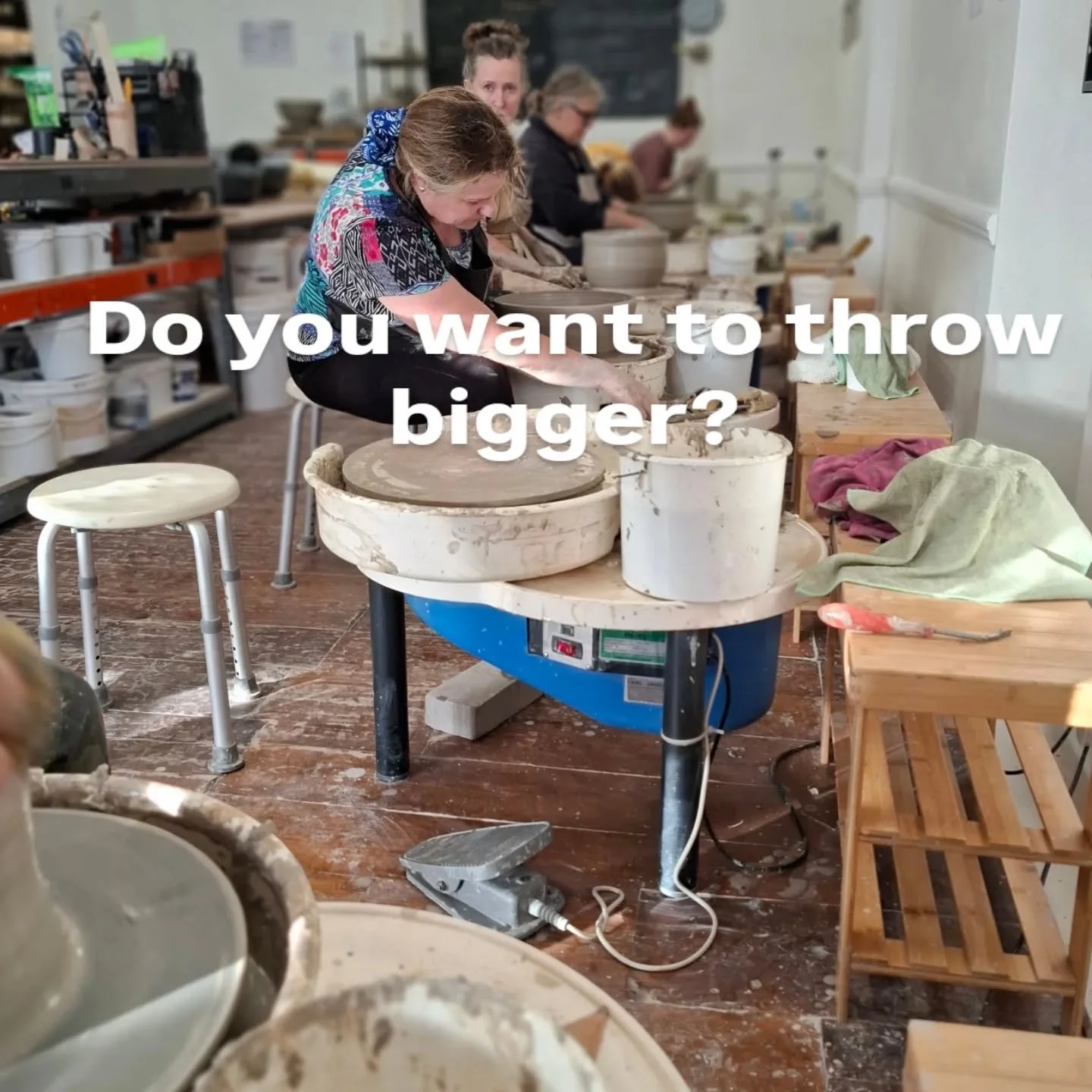 Do you want to throw bigger? 
Are you struggling to pull up all the clay from the base?
Do you need to control the clay to make a cylinder? 

Join our Intermediates Throwing 11 week course this winter term to focus on specific techniques to throw lar