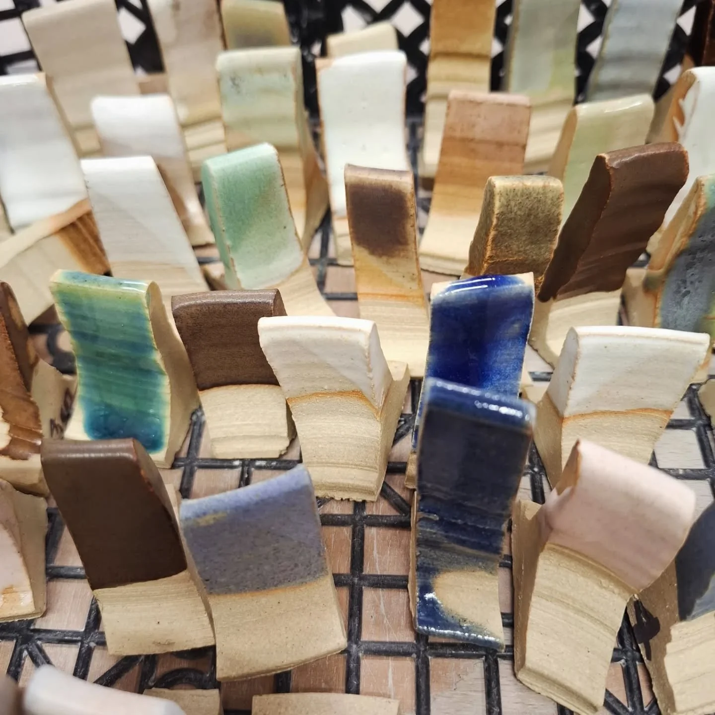 The test tiles are out of the kiln from the Glaze Development Workshop with Grace @grace_alfarera 

We hope everyone enjoyed the workshop and thank you to Grace for introducing students to making their first glazes. 

#stleonardsceramics #glaze