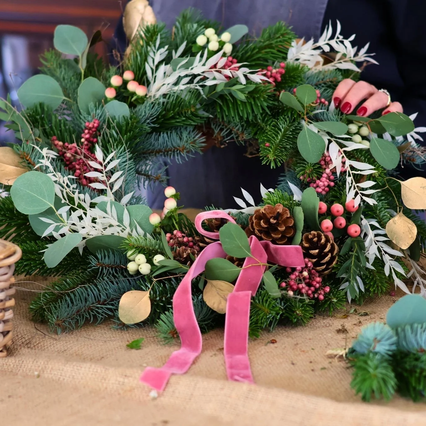 Luxury-Christmas-Wreath-Workshop-Near-Bath.png