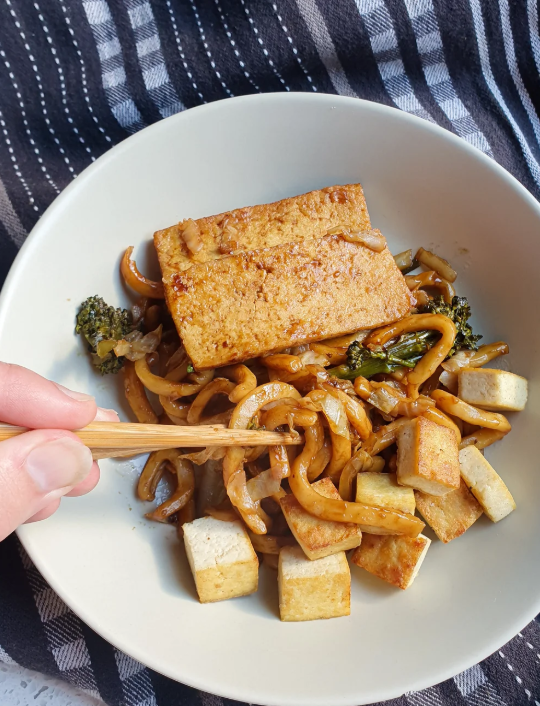 Vegan KL Hokkien Mee recipe in a bowl