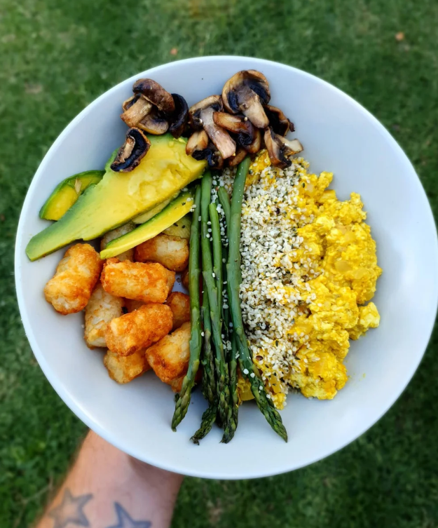Tofu scramble in a vegan breakfast bowl