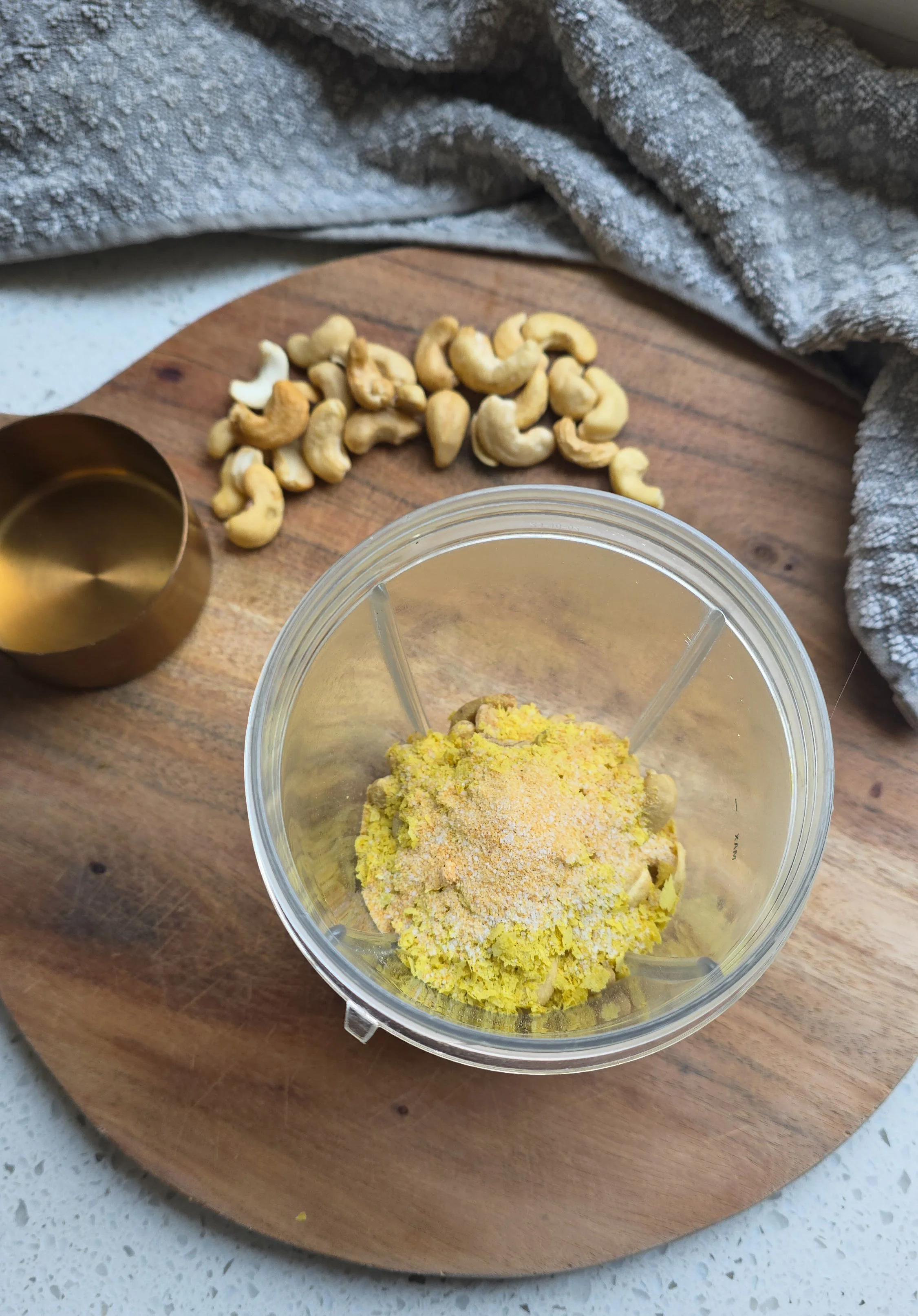 Ingredients to make vegan parmesan