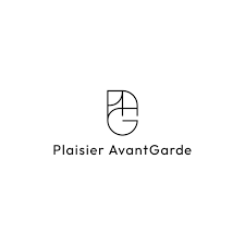 Logo with stylized initials and the text 'Plaisier AvantGarde'