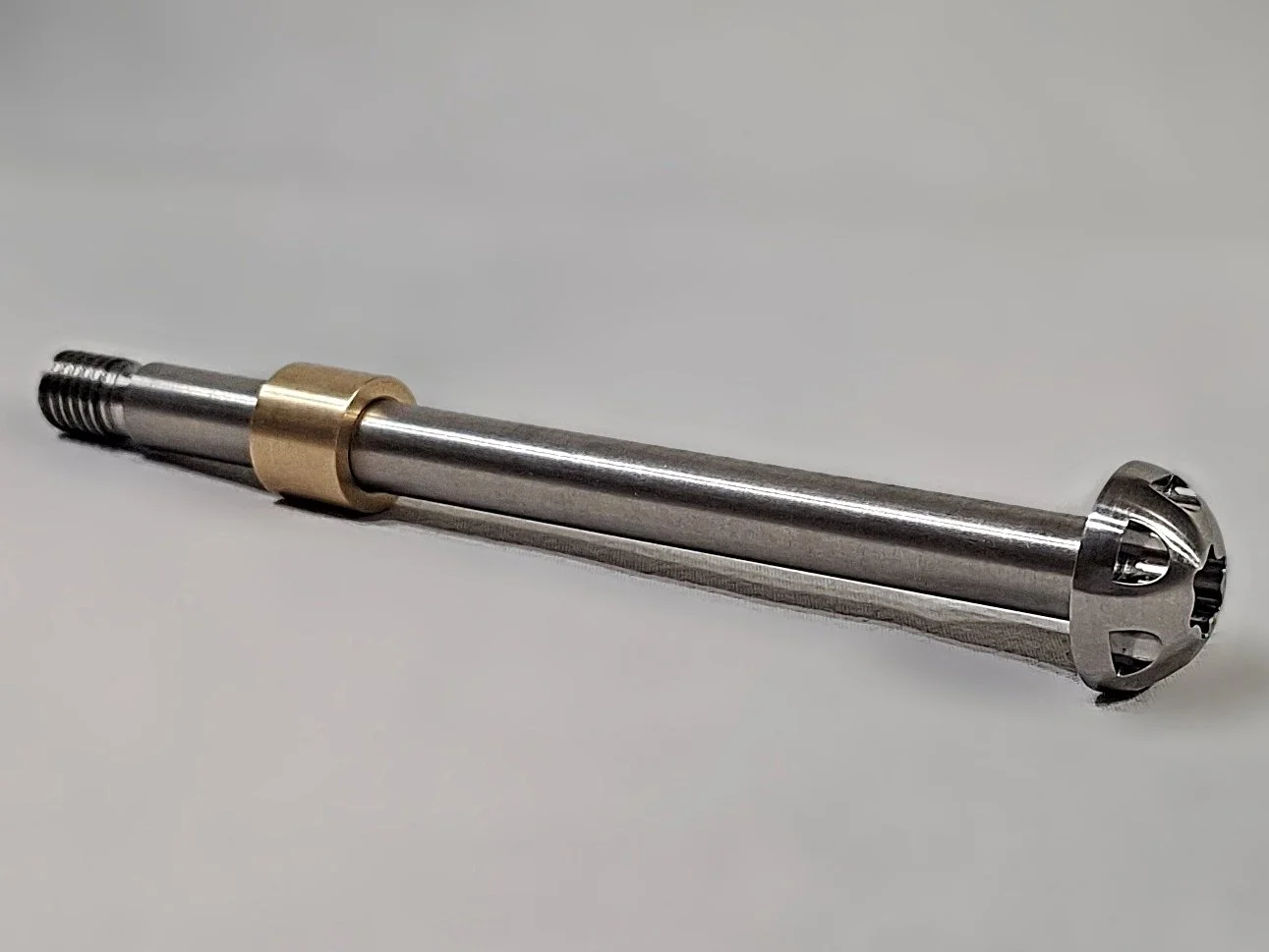 HepcoBeckerBolt.jpg