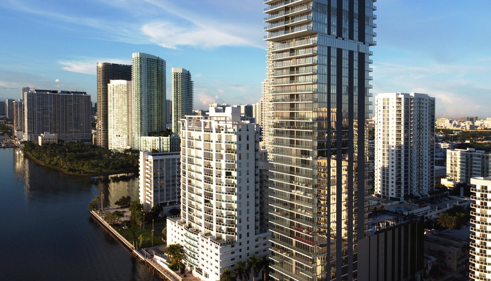 Drone-Photoclosing-Edgewater.jpg