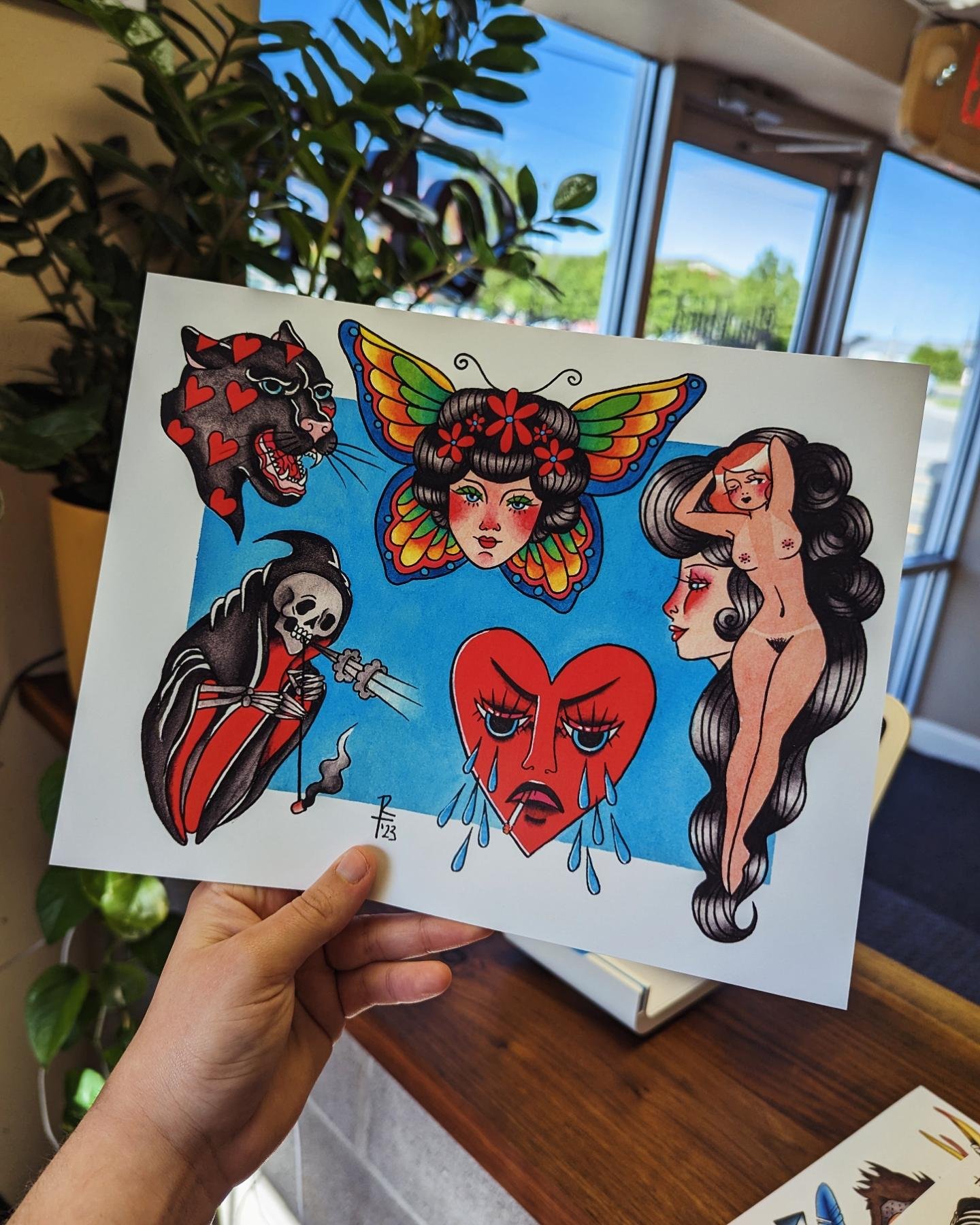 PRINTS ARE HERE! 🌈
$20 SHIPPING, $15 LOCAL PICKUP 🌈 
These are some 8.5x11 high-quality, locally made prints of my hand-painted flash! Great for walls, or other surfaces you may hang things on (I don't judge)
Holler and grab yerself one! 🌈
.
.
.
.