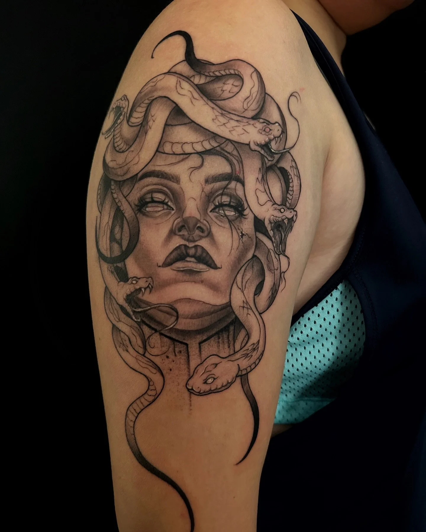 MEDUSA🐍✨ #blackandgrey #medusa #medusatattoo #fkirons #dynamicink #inkeeze #panteraink #nwa #nwatattoo #arkansas #arkansastattoos #arkansastattooartist #rogersarkansas #blackandgreytattoo