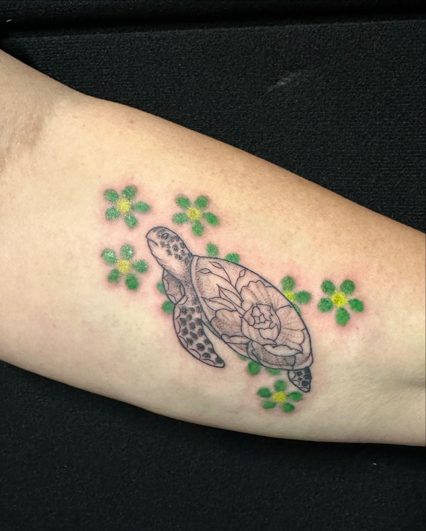 #northwestarkansas #northwestarkansastattooartist #rogersarkansas #downtownrogersar #downtownrogersarkansas #rogersarkansastattoos #bentonvillearkansas #bentonvilleartattoo #springdalearkansas #springdaleartattoo #tattoos