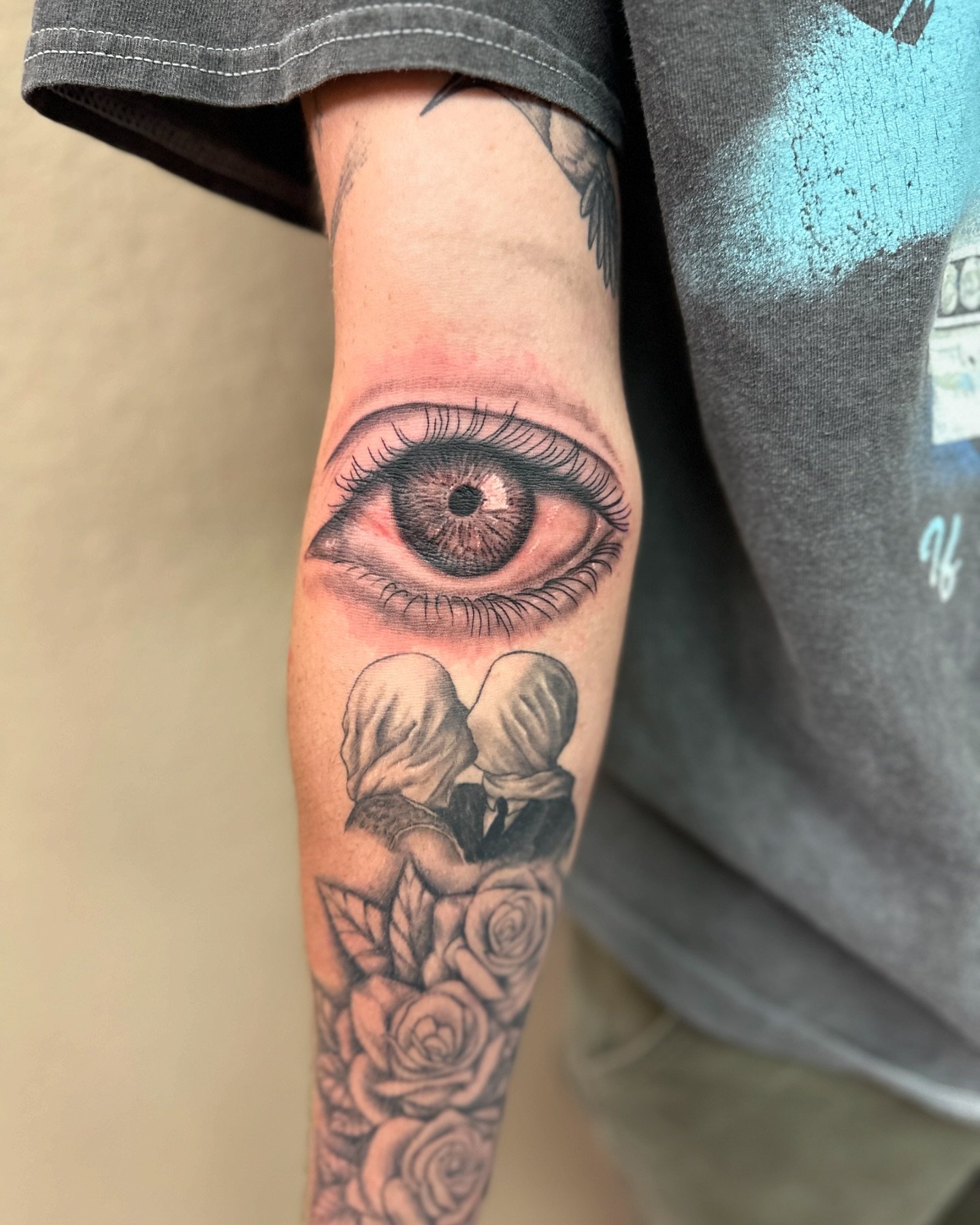 #northwestarkansas #northwestarkansastattooartist #rogersarkansas #downtownrogersar #downtownrogersarkansas #rogersarkansastattoos #bentonvillearkansas #bentonvilleartattoo #springdalearkansas #springdaleartattoo #tattoos
