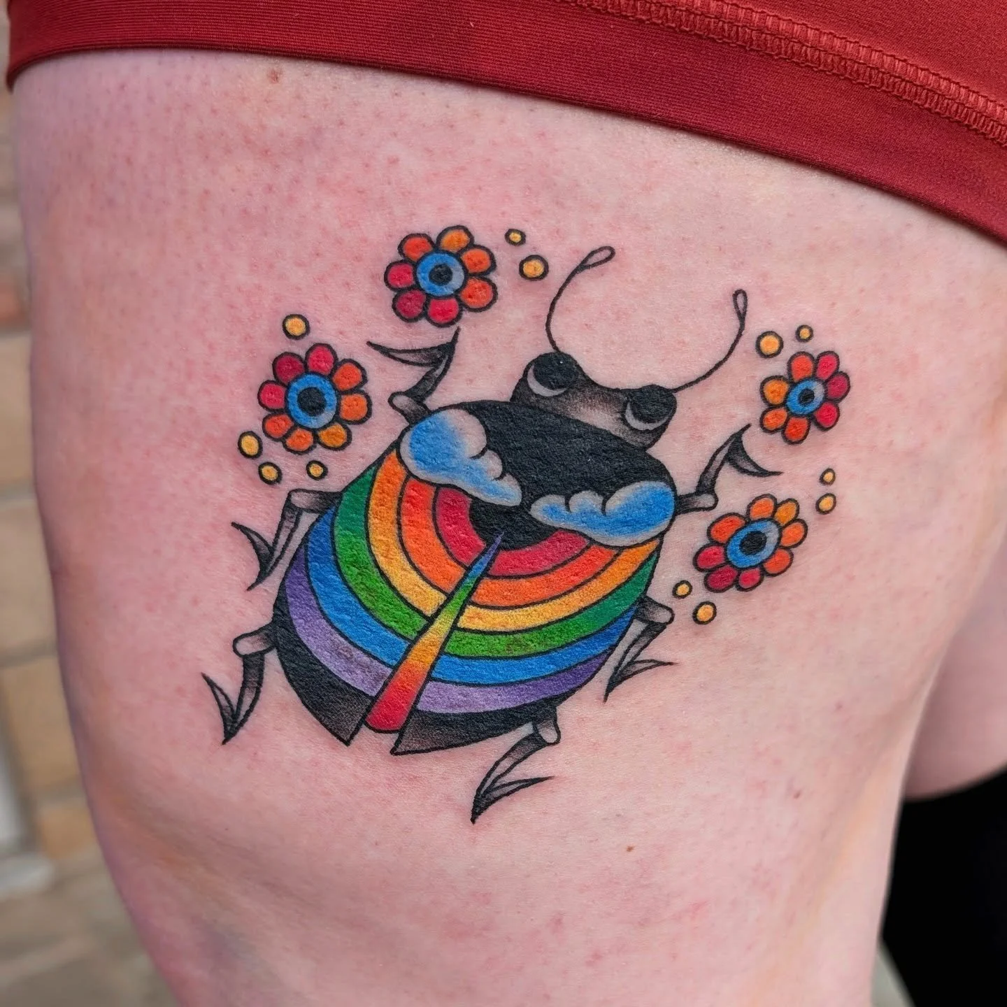 Color forever 🌈&hearts;️ Booking December
.
.
.
#arkansastattoo #nwarkansas #colortattoo #rogersarkansas #tattoosnob #girlytrad #rainbowtattoo