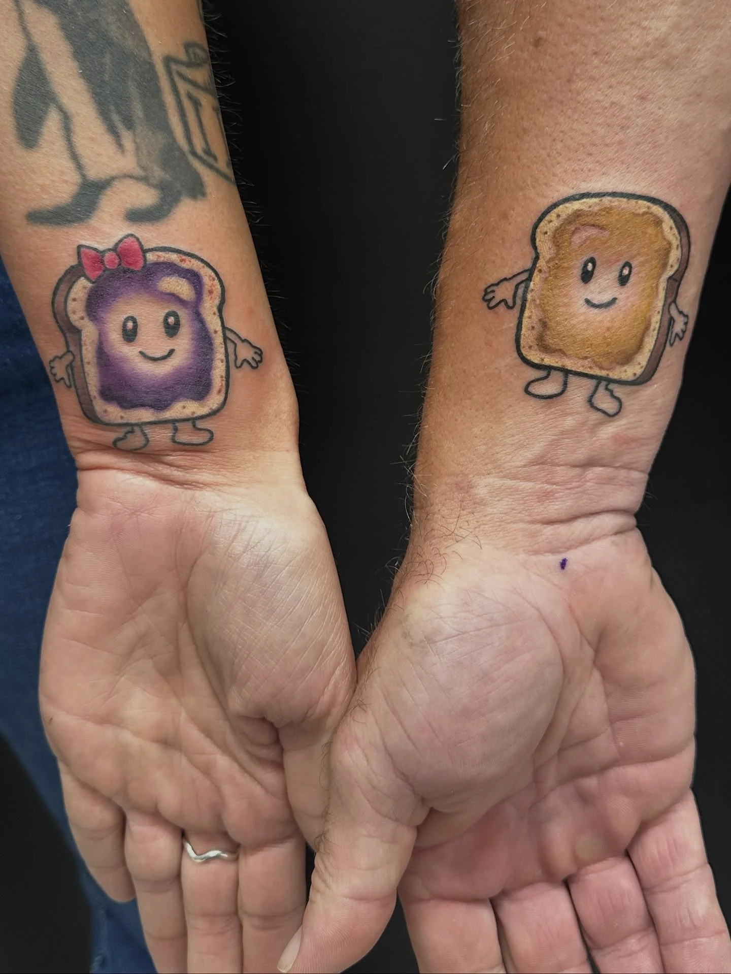 #northwestarkansas #northwestarkansastattooartist #rogersarkansas #downtownrogersar #downtownrogersarkansas #rogersarkansastattoos #bentonvillearkansas #bentonvilleartattoo #springdalearkansas #springdaleartattoo #arkansastattooer #nwarkansas #nwabus