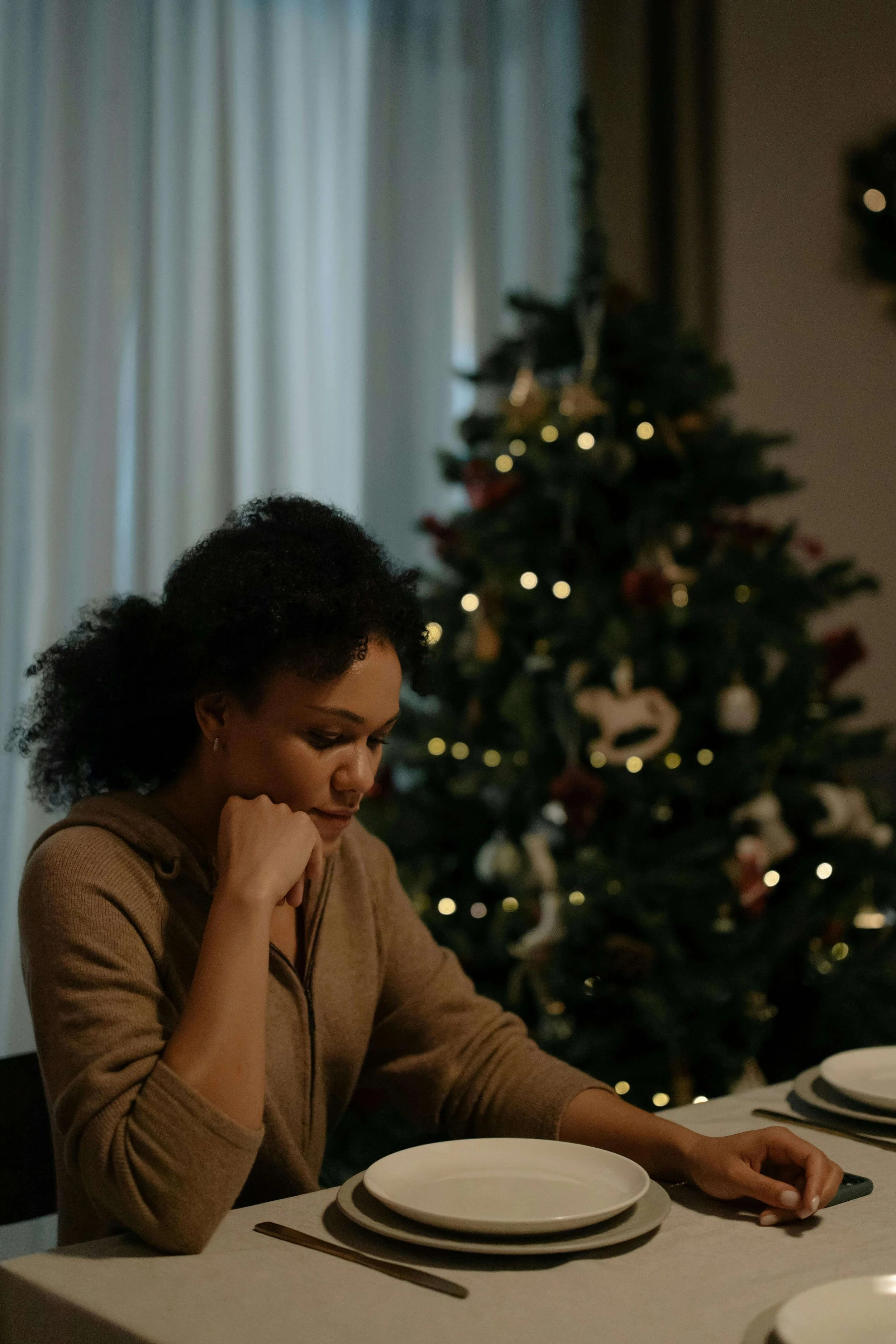 How Food-Centered Holidays Intensify Body Image, Anxiety, and Disordered Eating Struggles in Erie, PA