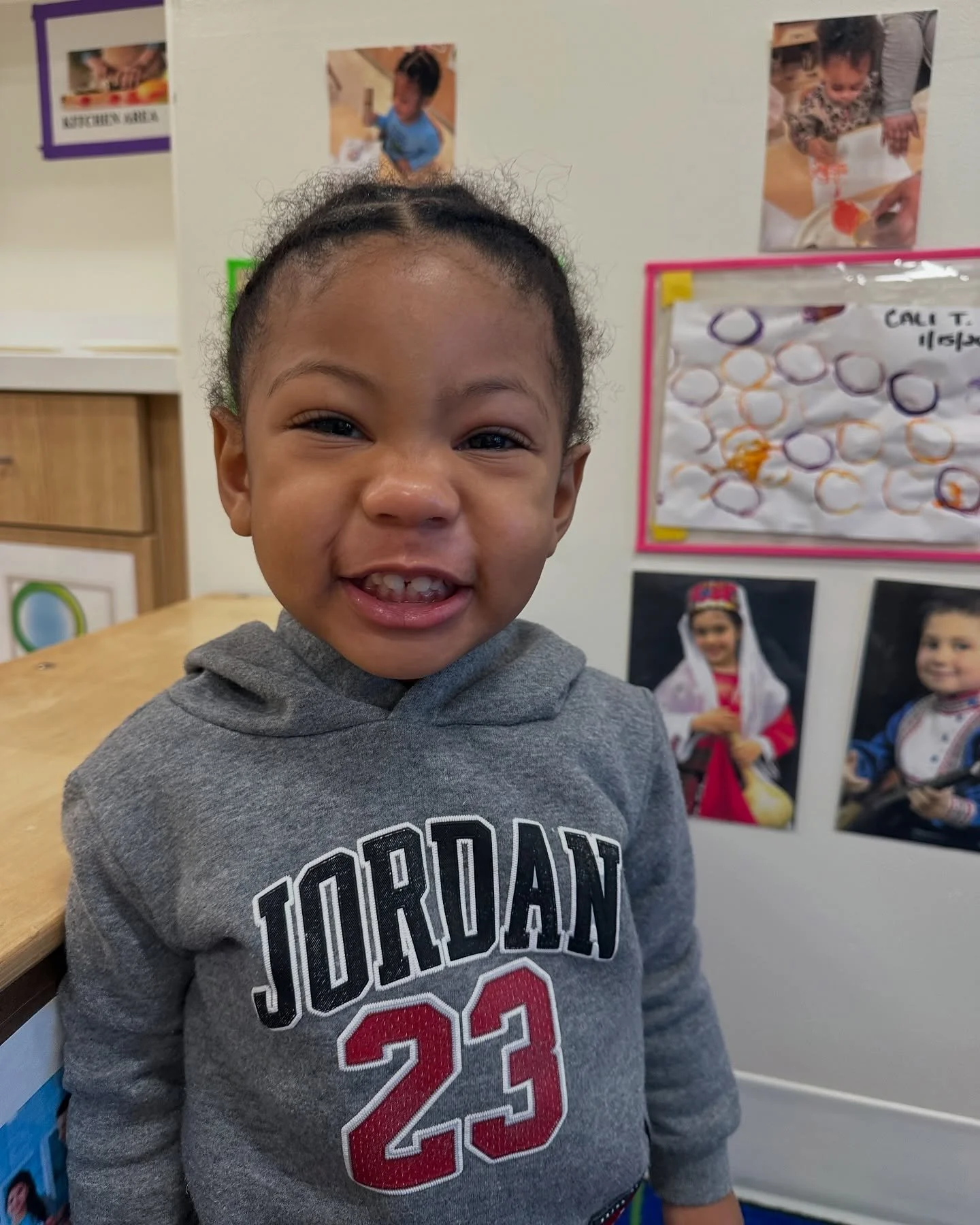 Smiling faces and bright minds back to work! ❄️😊 After enjoying the snow, we&rsquo;re back together doing what we love most&mdash;learning, laughing, and growing. 💙💛