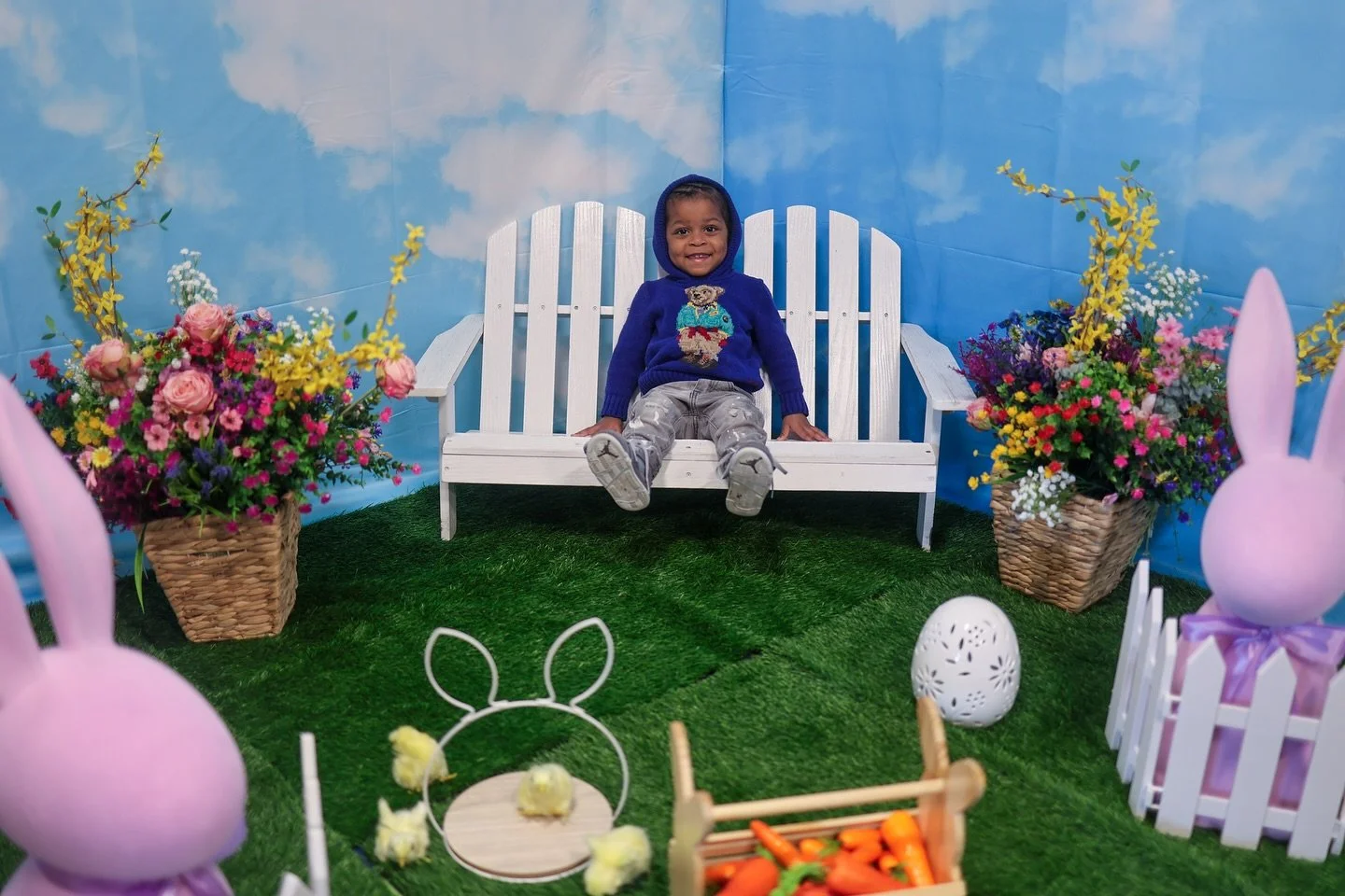 We hope everybody had a fantastic Easter filled with family, fun, and love! 🐣

We are grateful for a community that shows up with so much love today and every day!