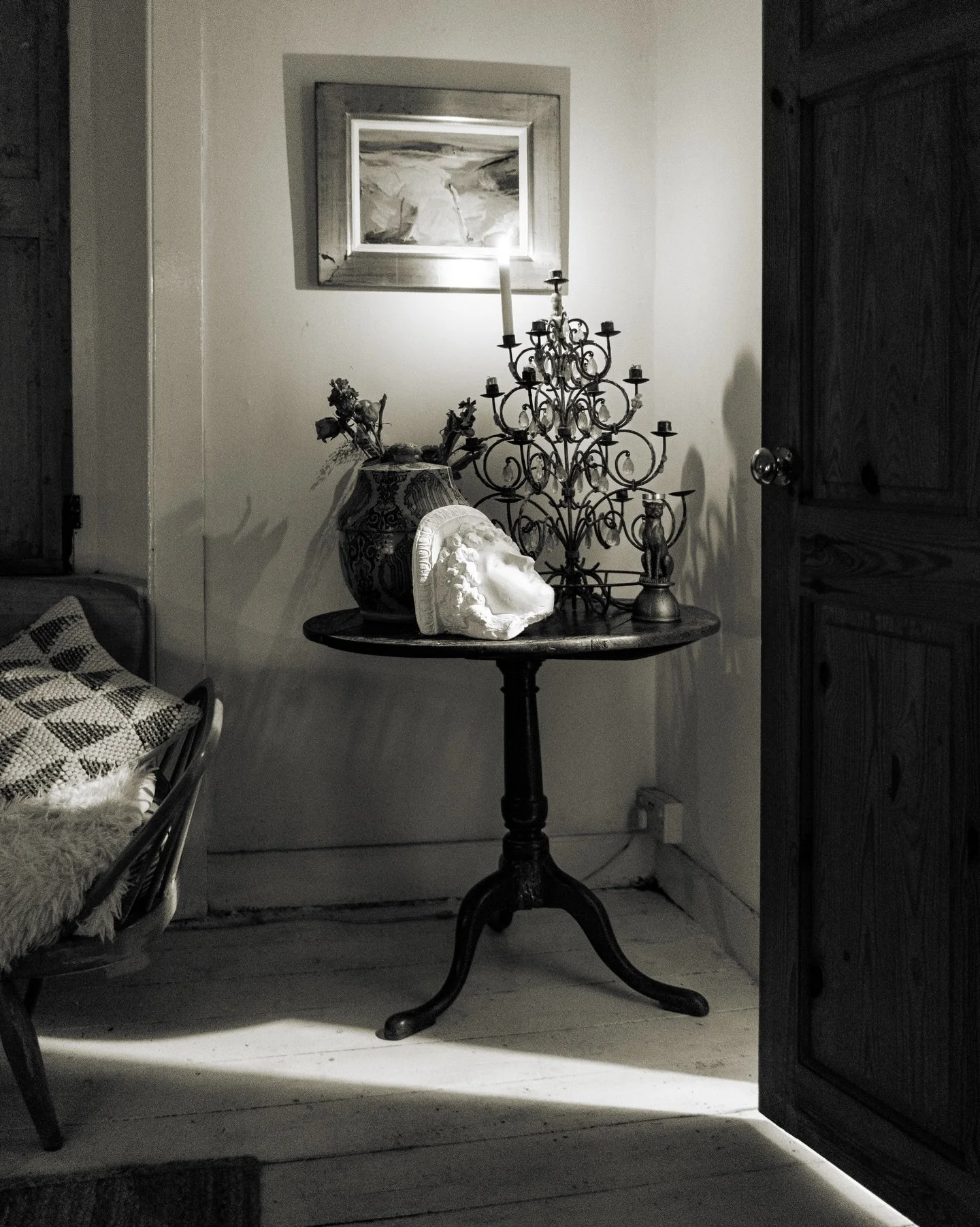 The morning room at night . 

Paradise Cottage , Jedburgh, Scottish Borders

#interiors #interiorphotography #house #jedburgh #scottishinteriors