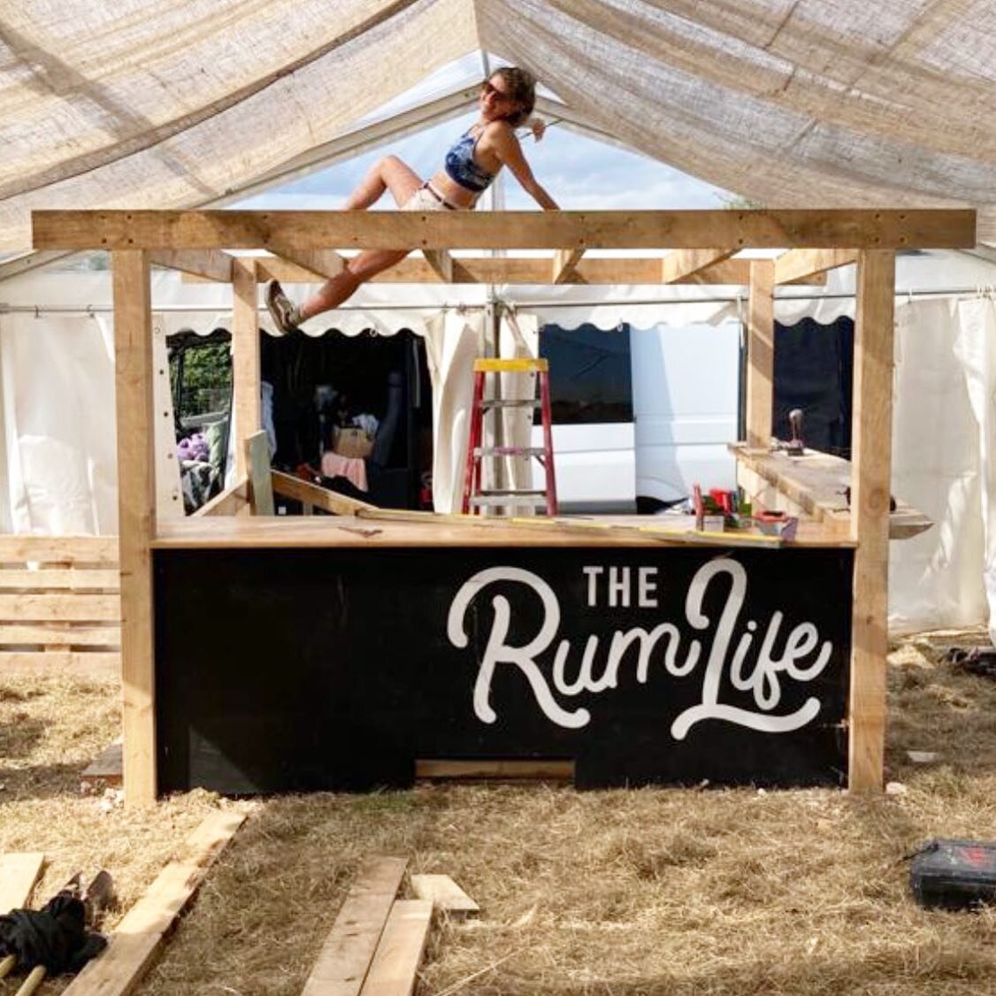 Fun times are coming to Pop Up On The Hill this summer with @therumlife 🍔🍻☀️