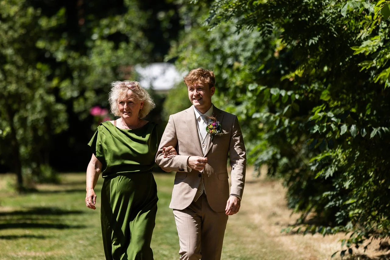 voorbeeld-fotografie-vintage-wedding-boomgaard-olmenhorst-moeder.jpg