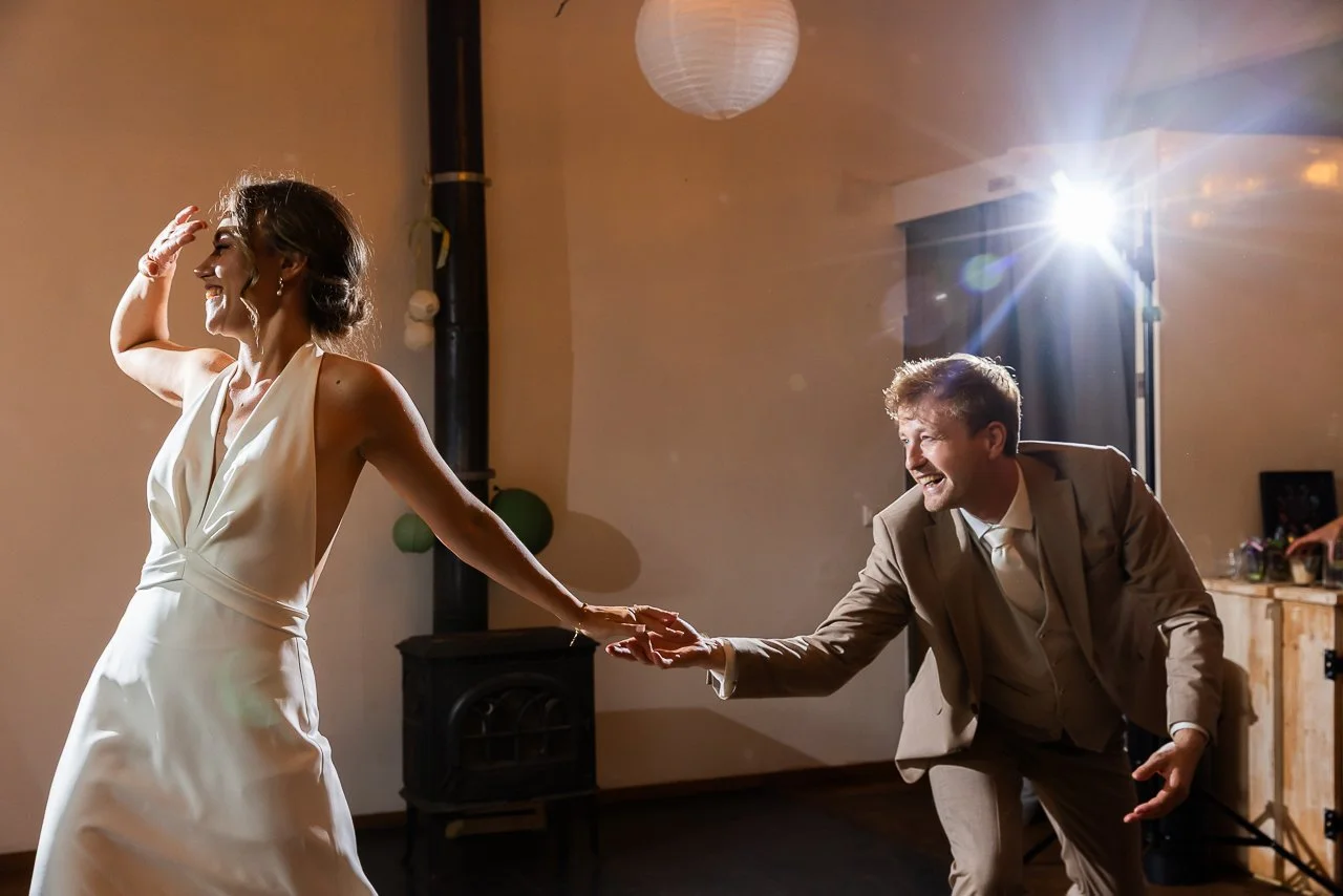 olmenhorst-voorbeeld-fotografie-vintage-wedding-boomgaard-avond-stel.jpg