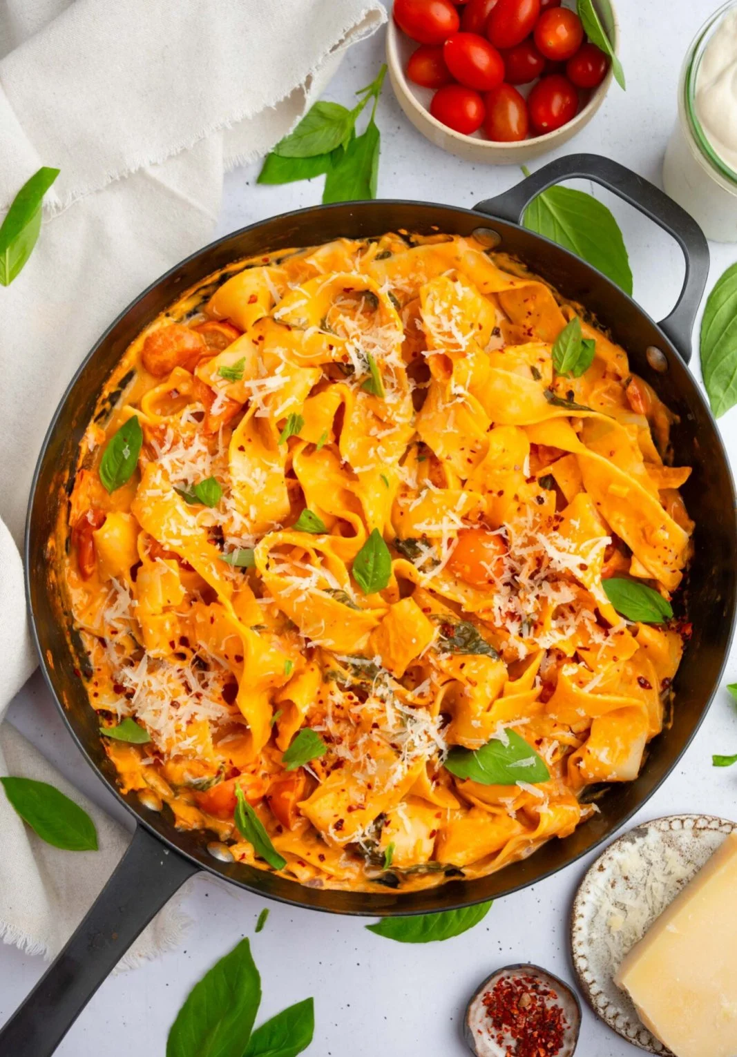 One Pot Creamy Cherry Tomato Pasta