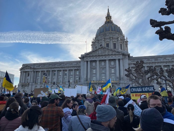 JustAnswer San Francisco stands with Ukraine
