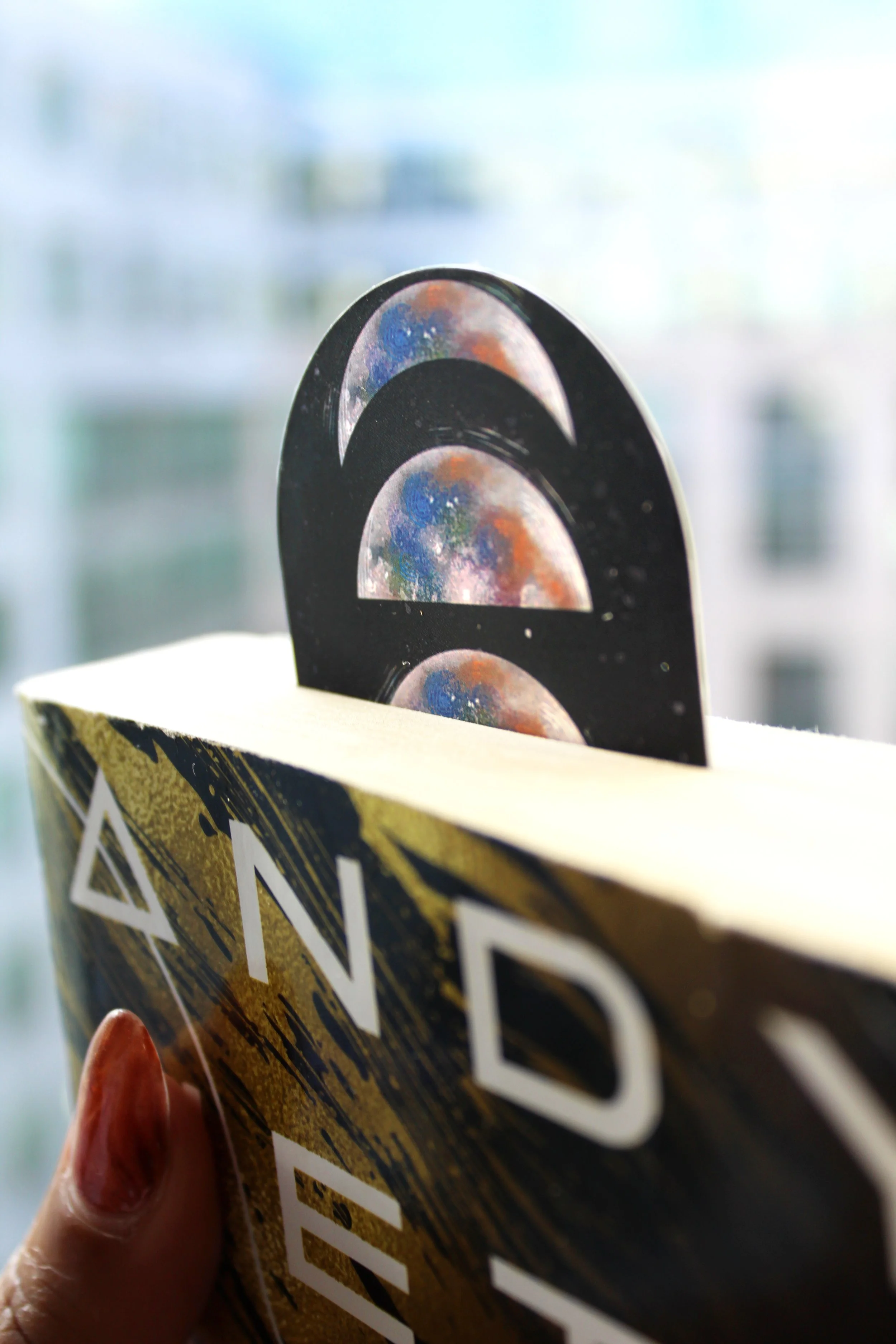 Moon_Bookmark3.JPG