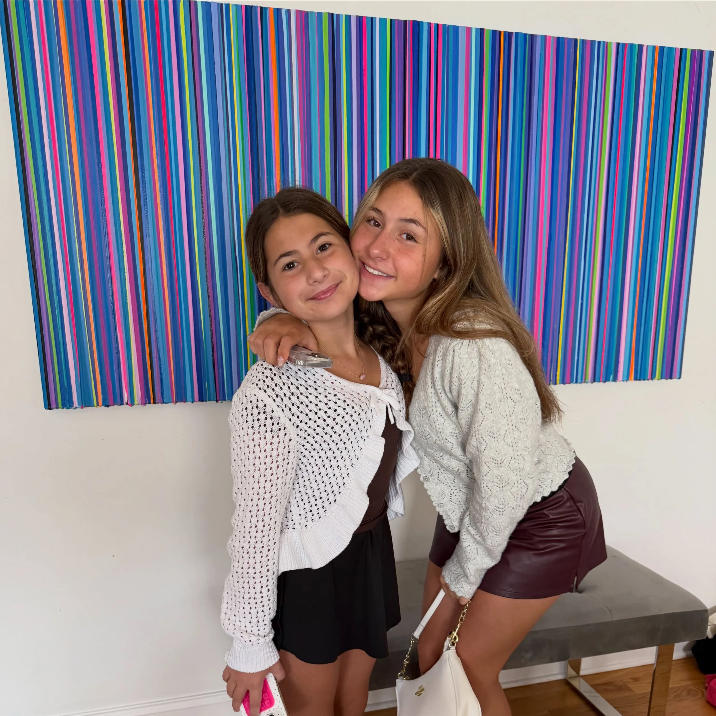 Nothing sweeter than these two. 🍎Feeling especially grateful for my girls as we head into a new year. Wishing all those who celebrate Rosh Hashanah a happy, healthy and sweet New Year. Shanah Tovah! 🍎🍯

#RoshHashanah #ShanahTovah #SweetNewYear