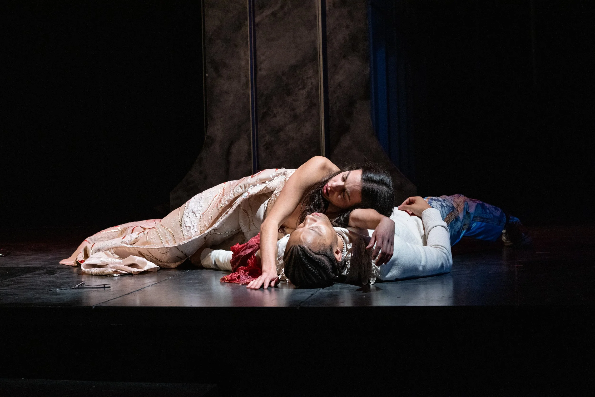 Caro Reyes Riveran (Juliet), Cole Taylor (Romeo), 