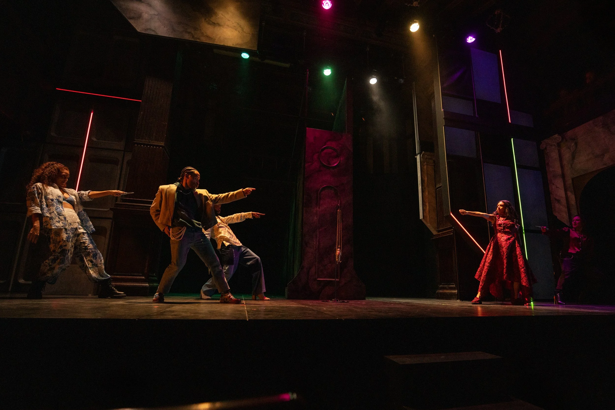 Giovanna Alcântara Drummond (Mercutio), Cole Taylor (Romeo), John Floyd (Benvolio), Caro Reyes Riveran (Juliet)
