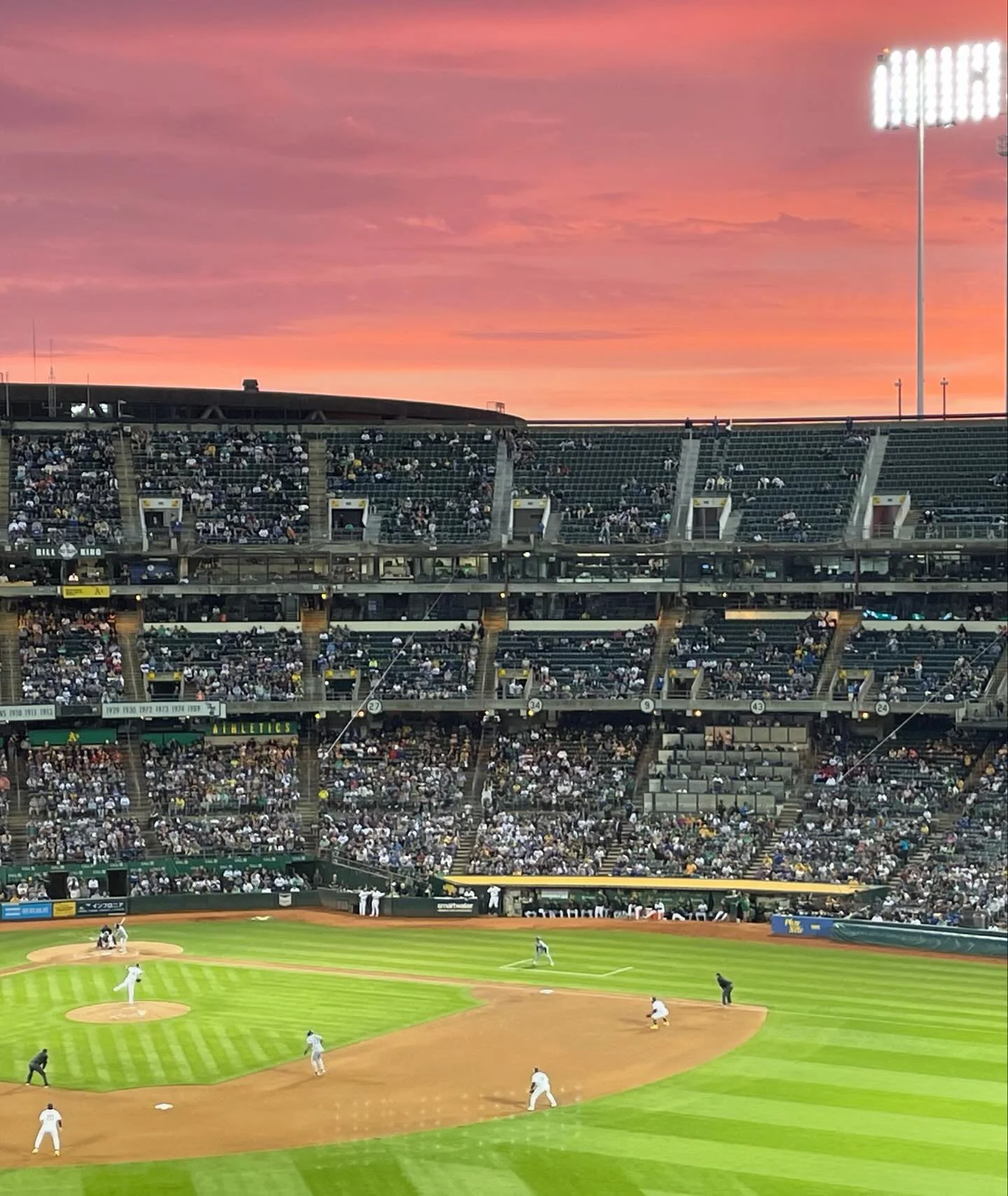 Cities don&rsquo;t forget. And neither does baseball. My heart aches with Oakland today. The colosseum was baseball. Lowercase b. The game standing alone and bare and beautiful. I feel lucky to have made it there recently. It reminded me of home. Veg
