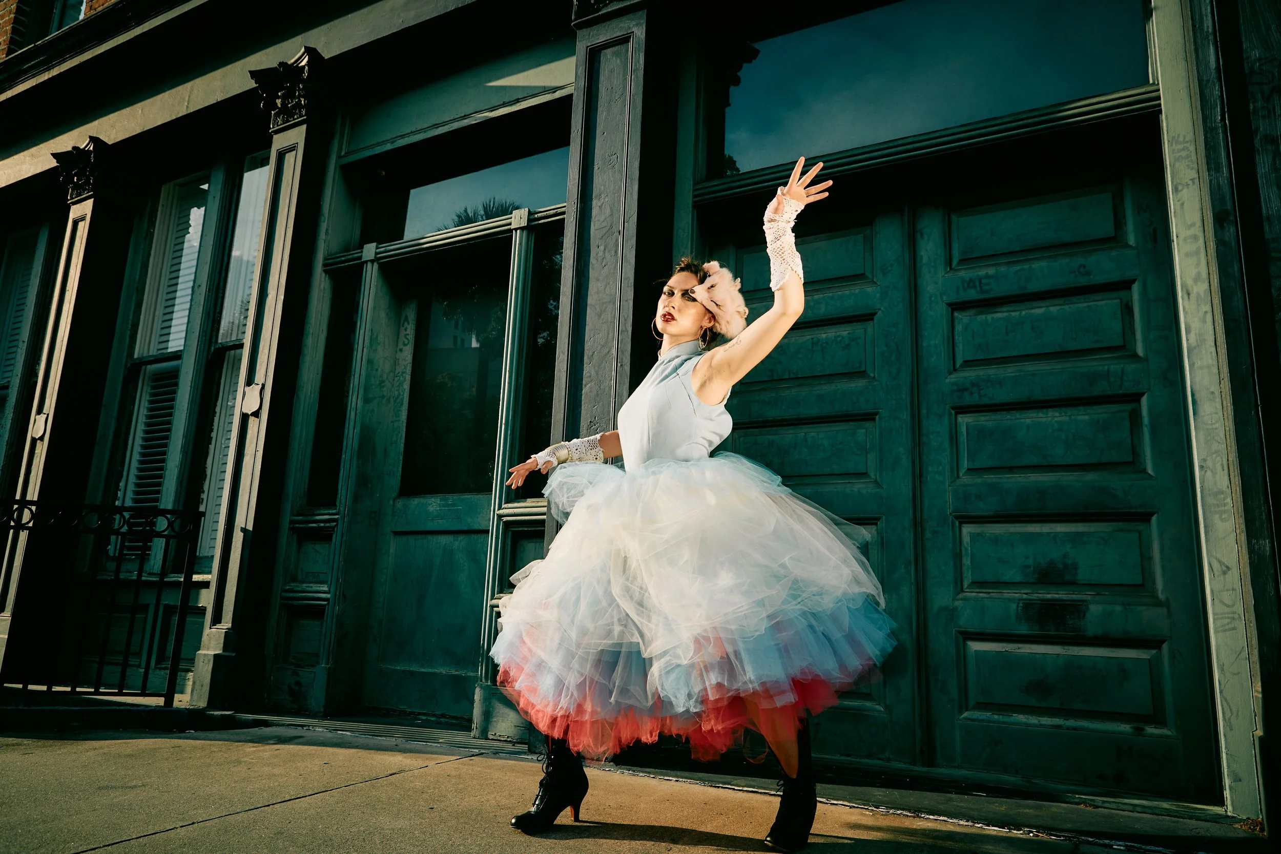 JessicaHannahPuffyDress 9.jpg