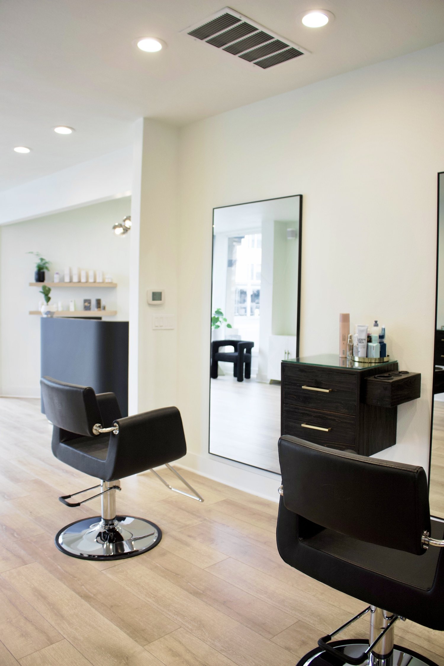 Palette Hair Salon Seattle, WA | Color Specialist | Hair Stylist