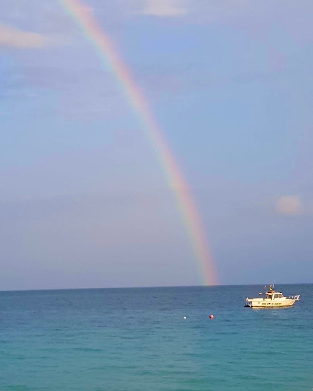 &ldquo;Somewhere over the rainbow, skies are blue, and the dreams that you dare to dream, really do come true.&rdquo; -Yip Harburg,Harold Arlen made famous by Judy Garland and now One Love Scuba #dreamjamaica #divejamaica #sooncome #onelovescubacente