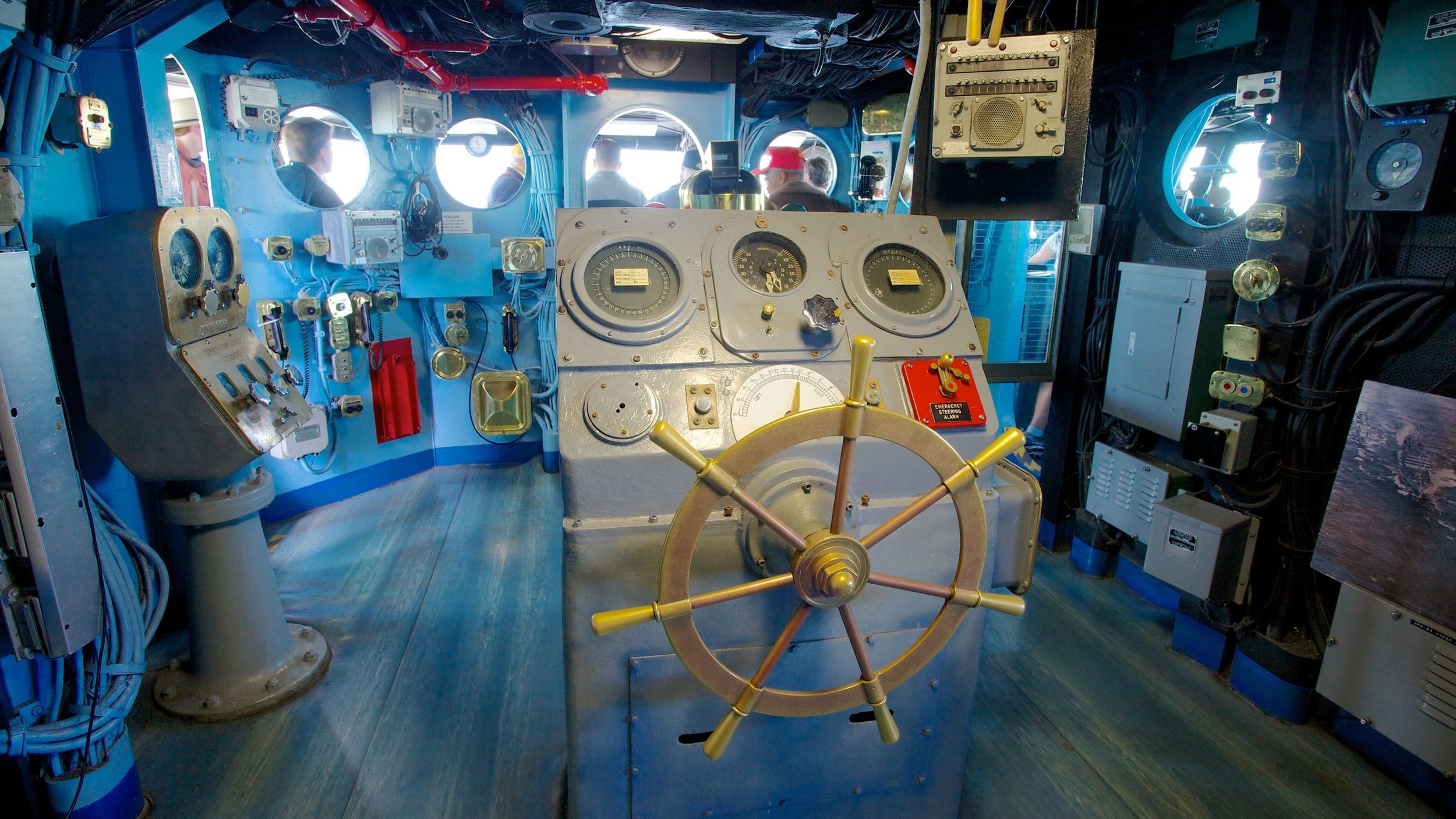 22069-Aircraft-Carrier-Museum.jpg