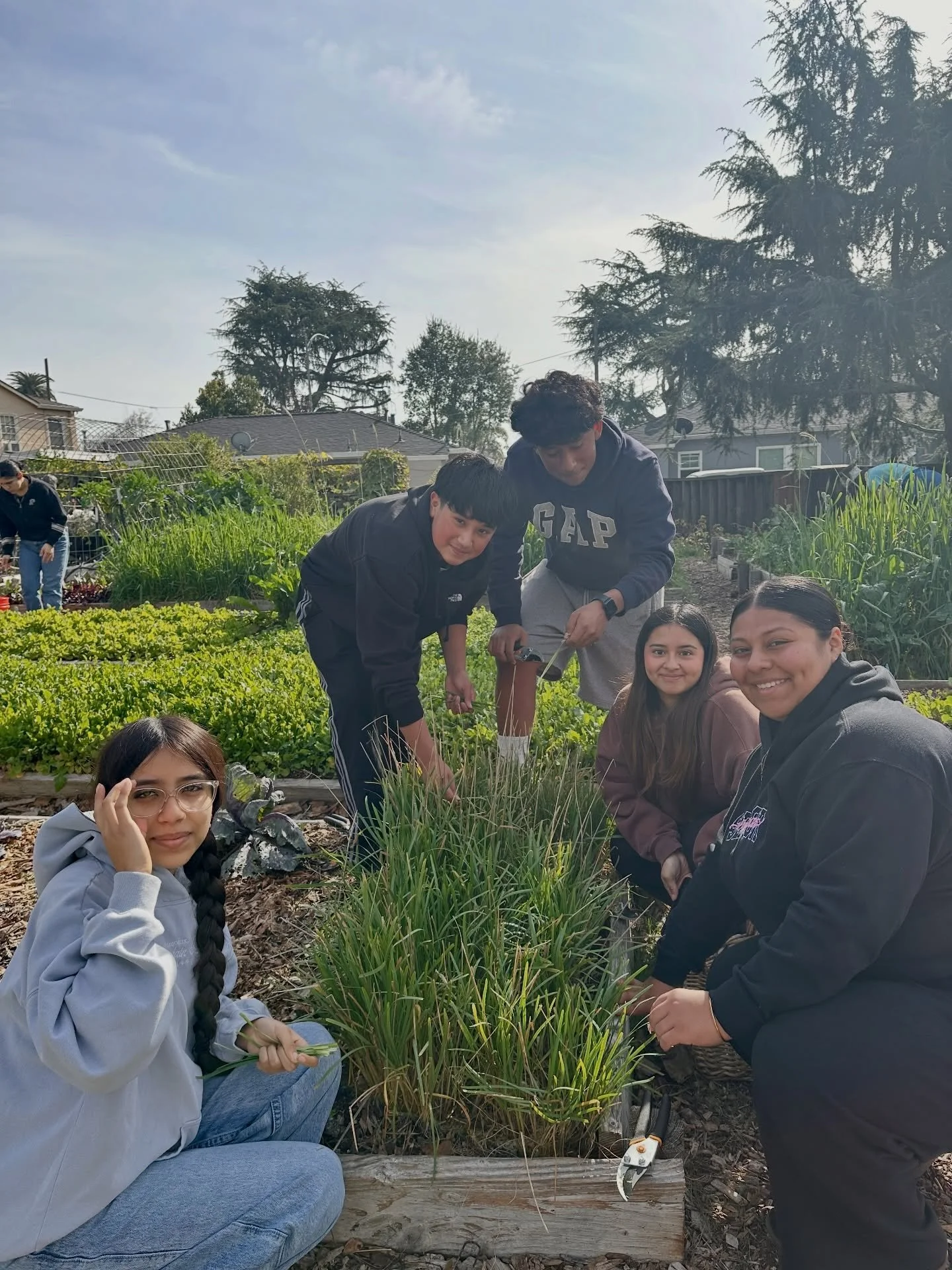 All smiles for this beautiful weekend!! 
#bayarea #growfood #community #sanjose