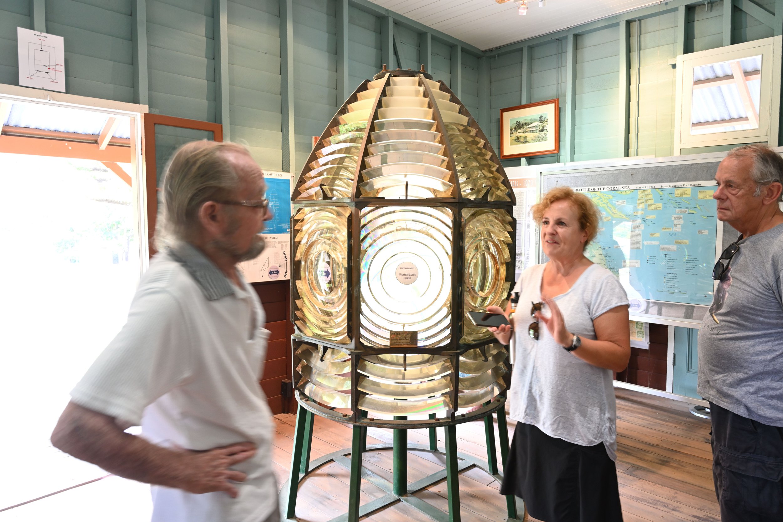 Peter Lloyd - Renata & Colin Musson with Low Isles Light 15-11-2022.jpg
