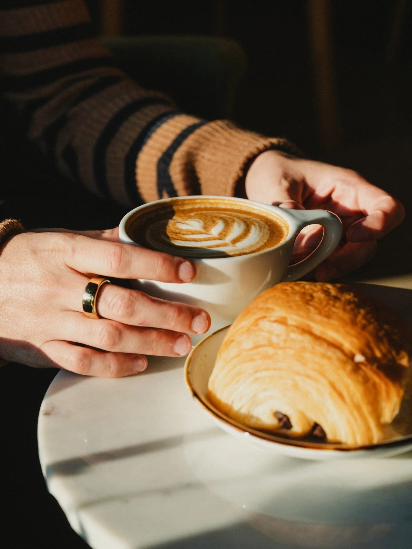 In case you weren&rsquo;t experiencing enough fomo in life, here&rsquo;s a close up of a chocolate croissant from THE @saint_amon_baking_co 🤤

We always have a wide selection of snacks available in the shop, give em try next time you&rsquo;re in!

?