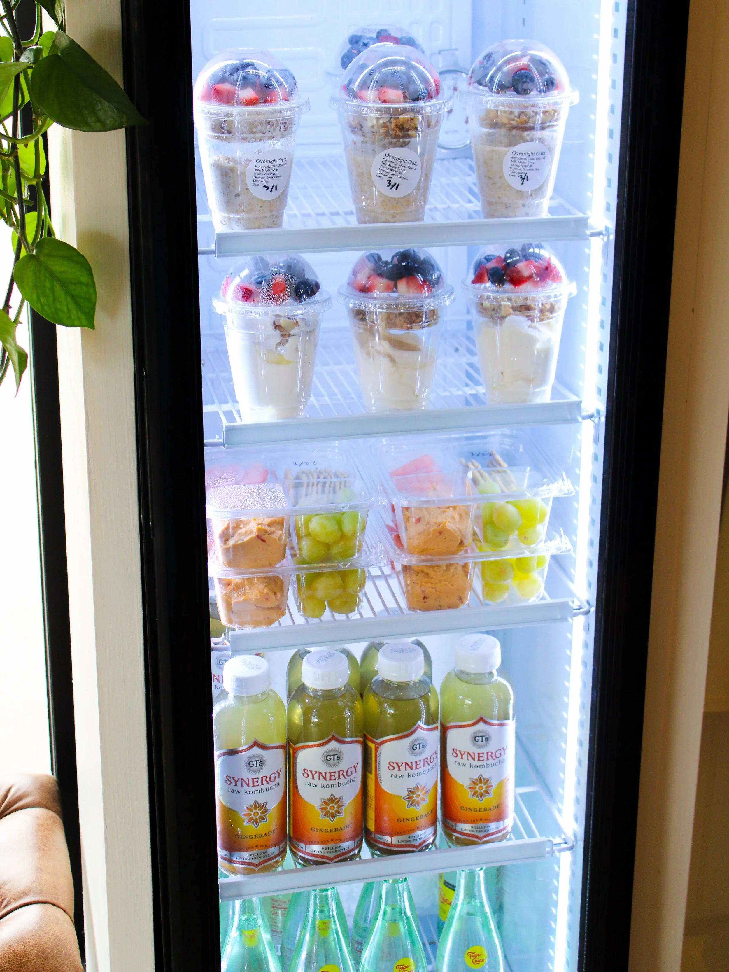 So many good snacks to choose from 😋 Check out our grab and go fridge next time you need to fuel up!

#tulsacoffee #collaborativecoffee #tulsaok