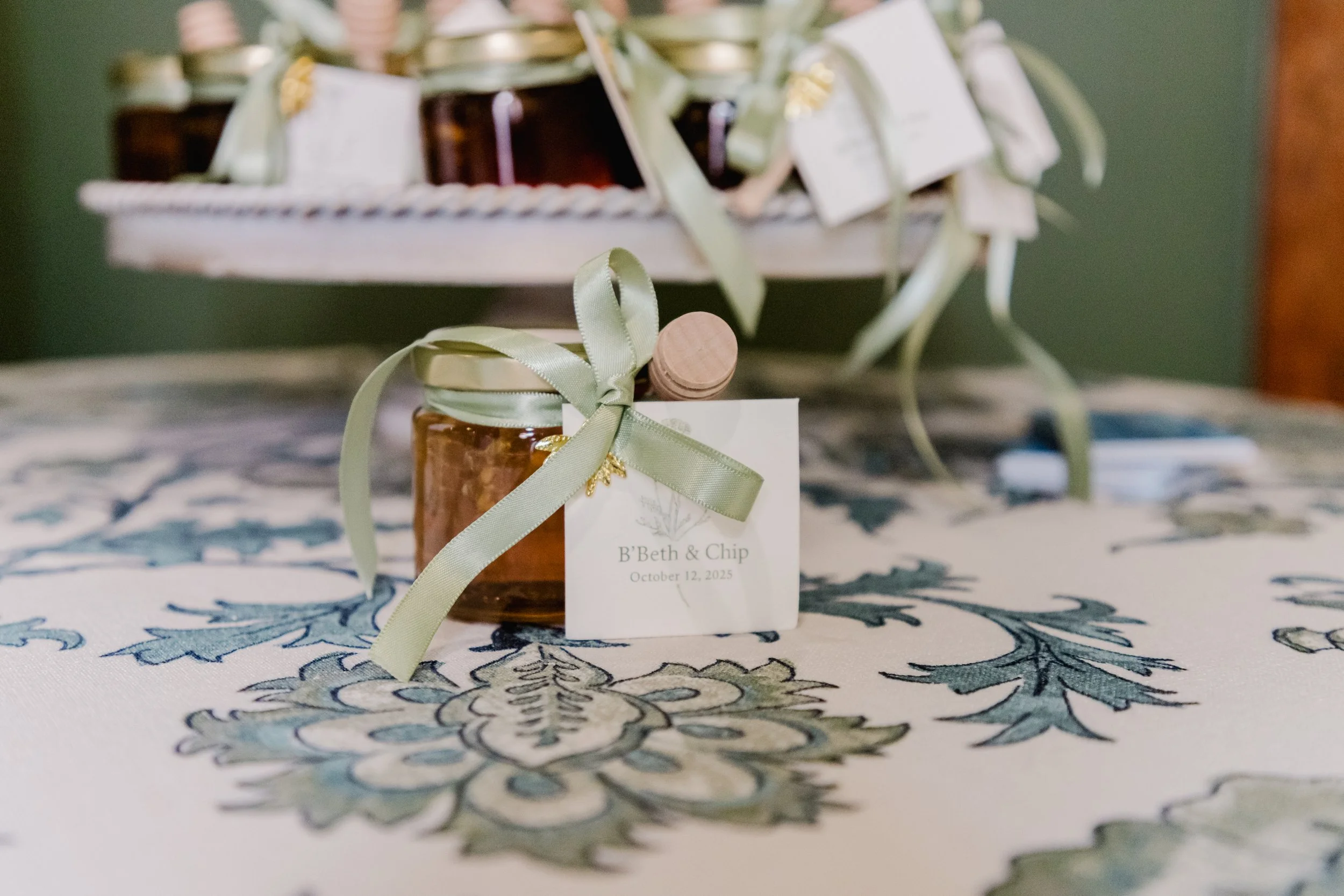 Copy of BBETH_CHIP_WEDDING_DAY_BLUE_ROOM_PHOTOGRAPHY-2-209.jpg