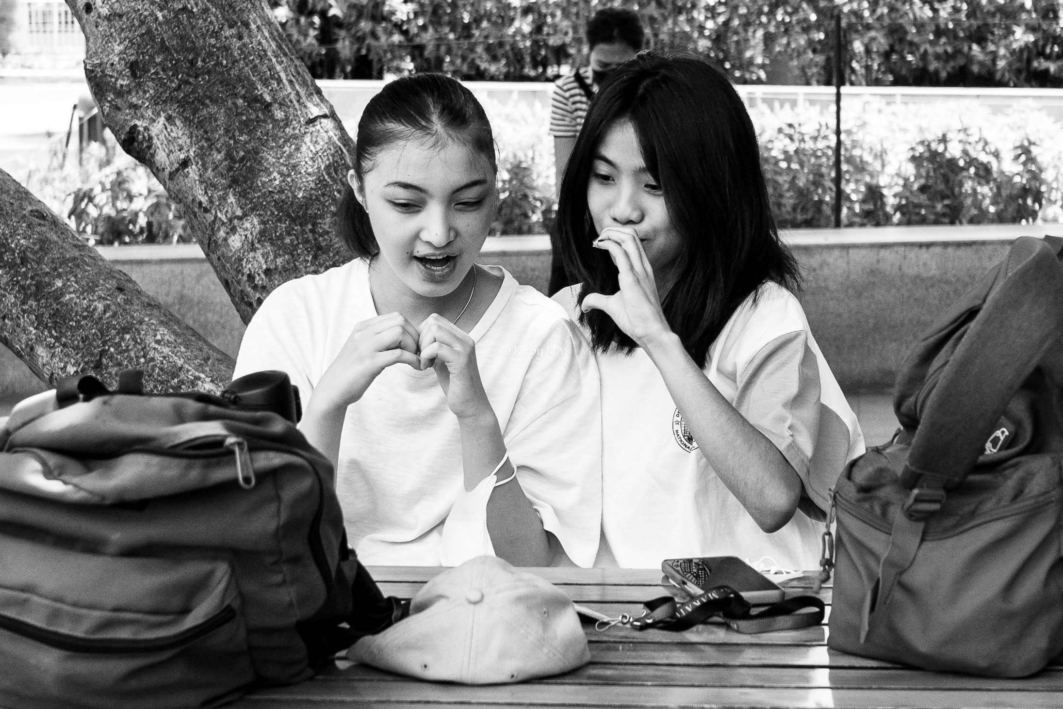 28: ONLINE CHATTING