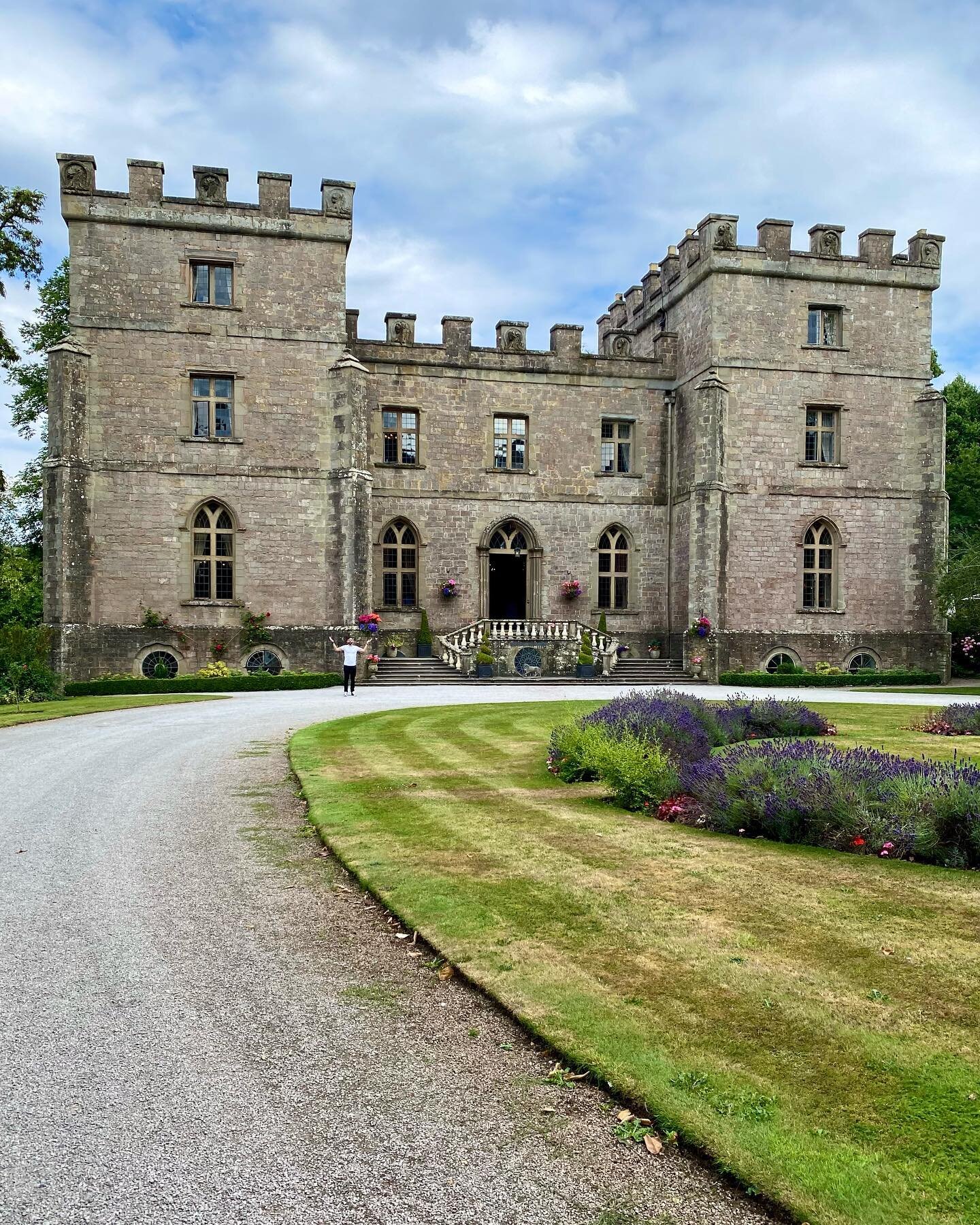 Looking forward to playing at this awesome venue tonight for Emma &amp; Gwyn&rsquo;s wedding! 

#wedding #weddingband #rockit #rockitband #clearwellcastle